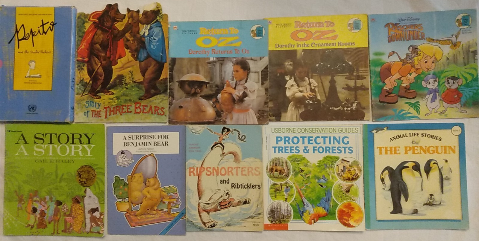 12 Books Children Pepito United Nations Wizard Oz Three Bears Rescuers Penguin