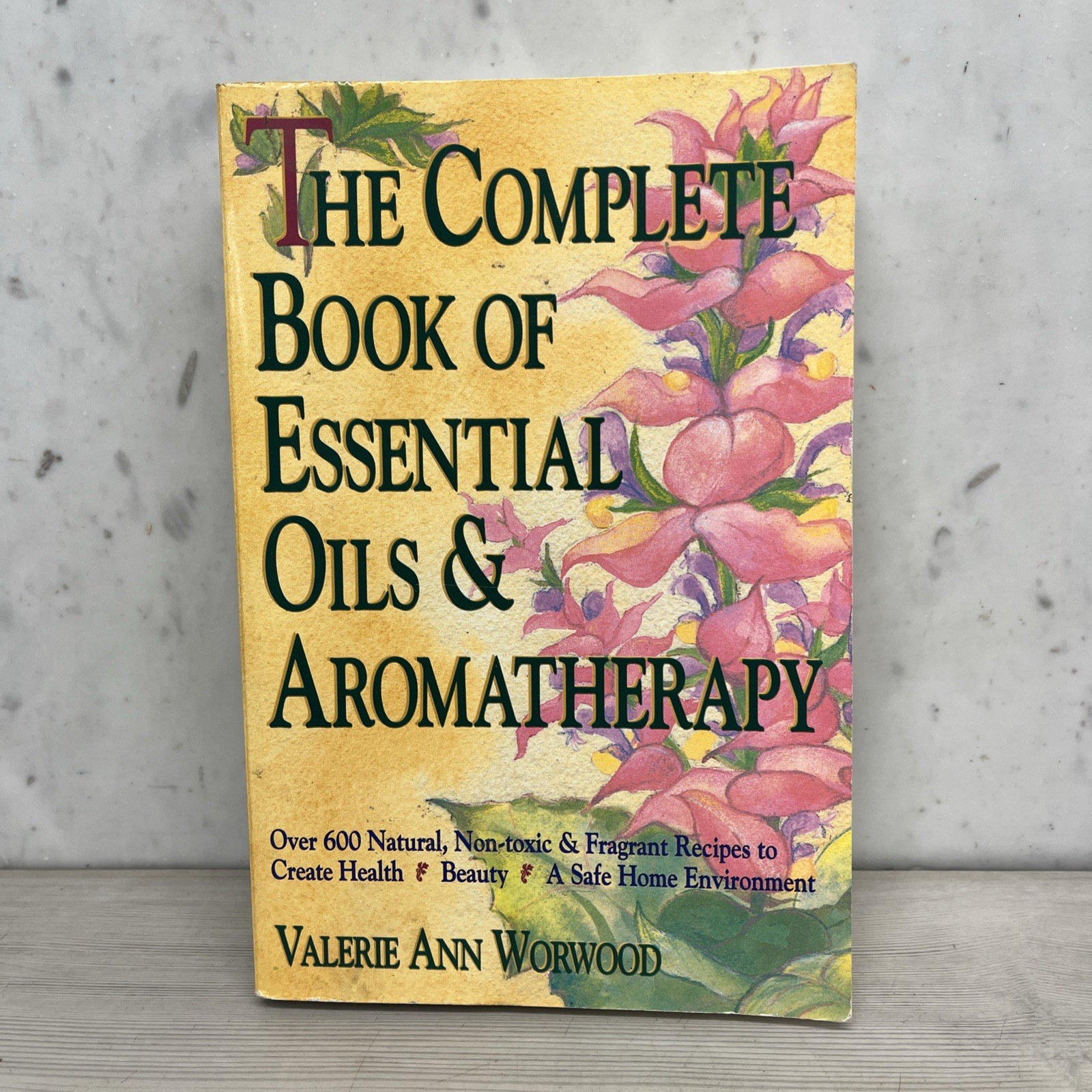 Lot Of 4 Essential Oils Natural Healing Book Guides D. Gary Young Aromatherapy