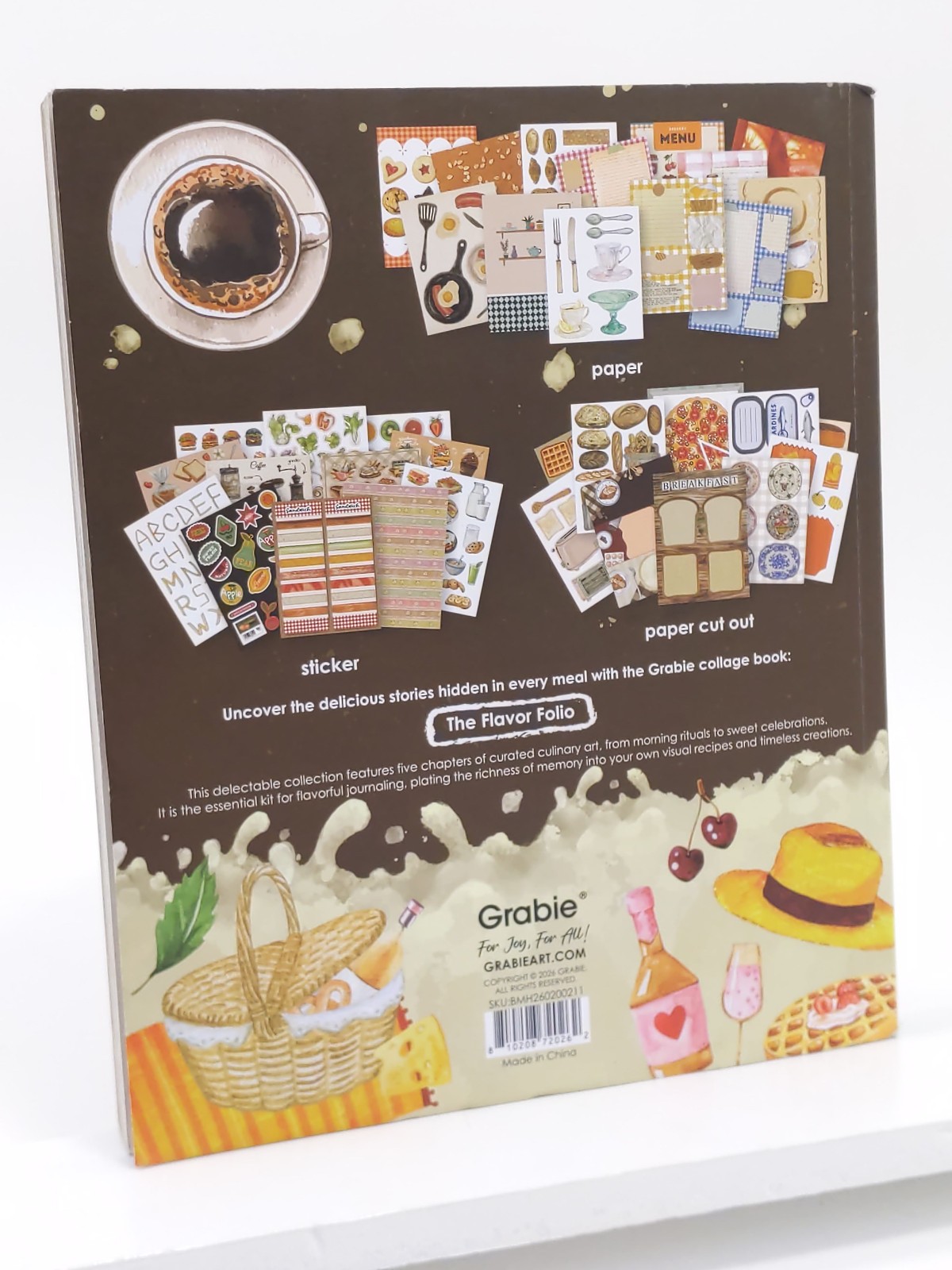 Grabie Cut Out and Stick It Collage Book: The Flavor Folio 200+ Pages
