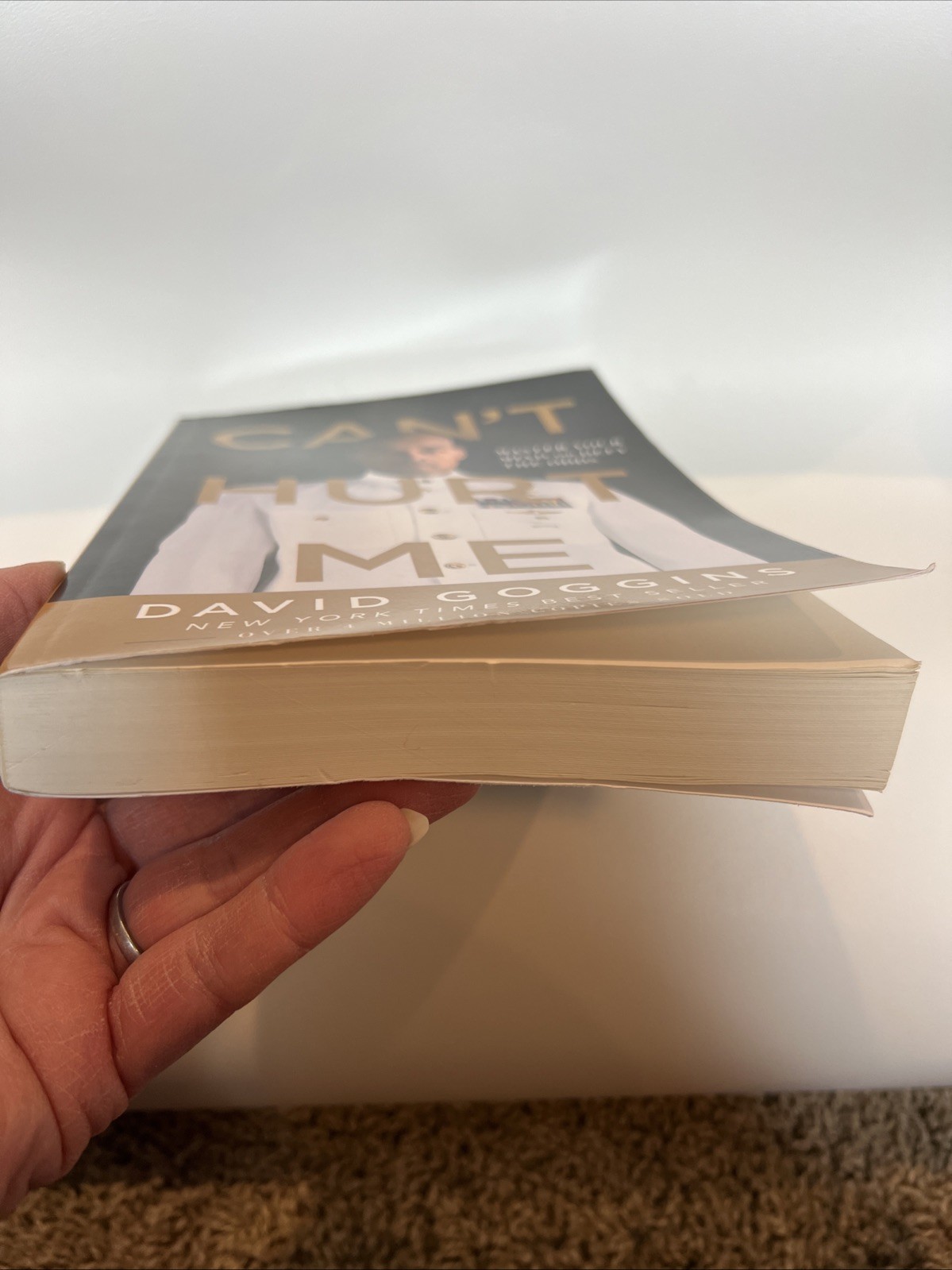 Can’t Hurt Me: Master Your Mind and Defy the Odds – Paperback –