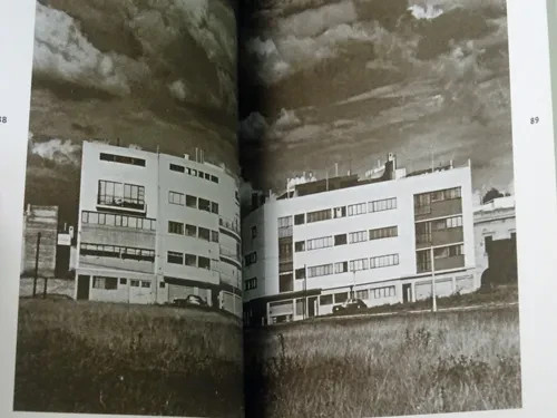 Barragan Guide :Luis Barragan;Architectural Works Book 2011 Hardcover 184pages