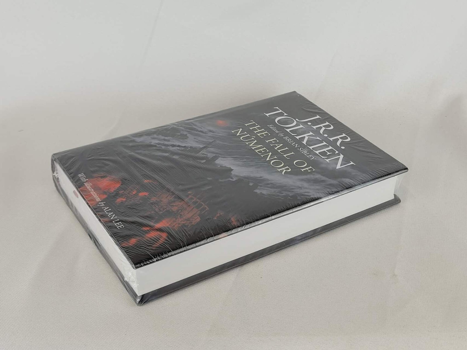 THE FALL OF NUMENOR J.R.R. Tolkien Alan Lee Illustrated Hardcover *Like New*