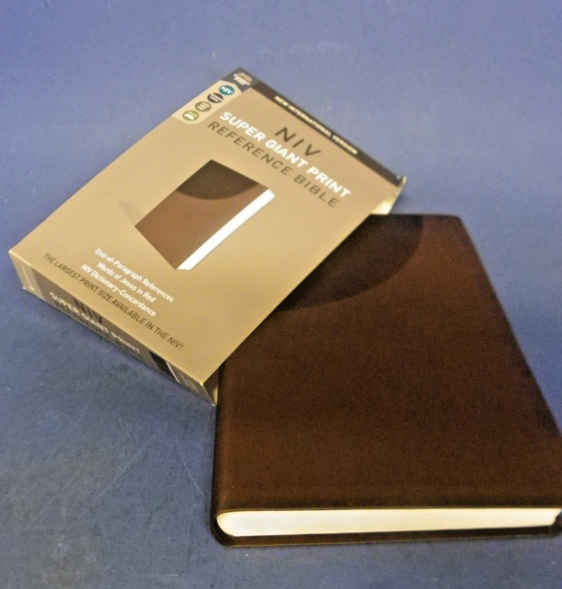 NIV Super Giant Print Reference Bible 16.5-Point Print Size Chocolate Cover