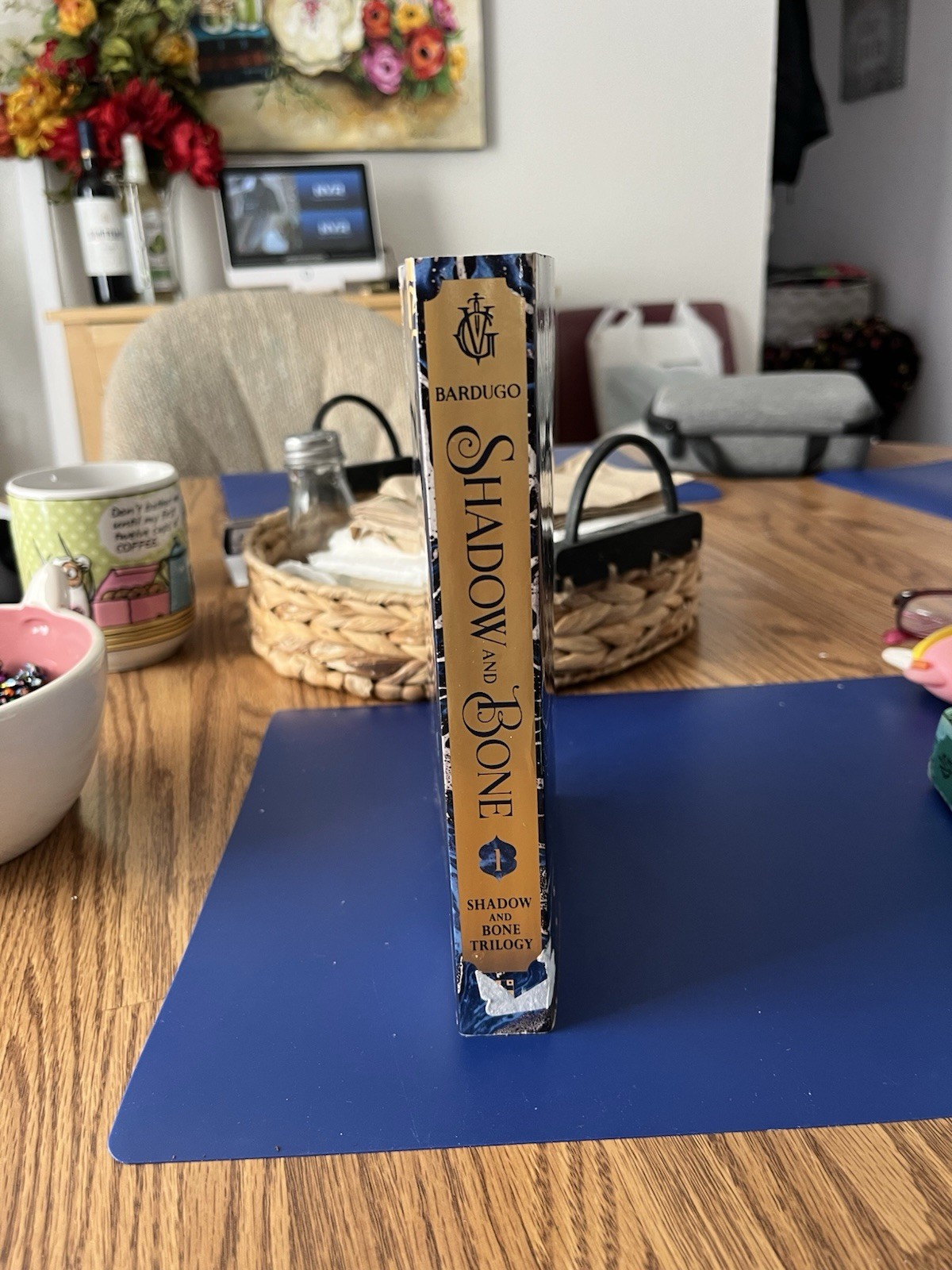 Square Fish Shadow and Bone Trilogy Leigh Bardugo Paperback Fantasy Netflix Tie…