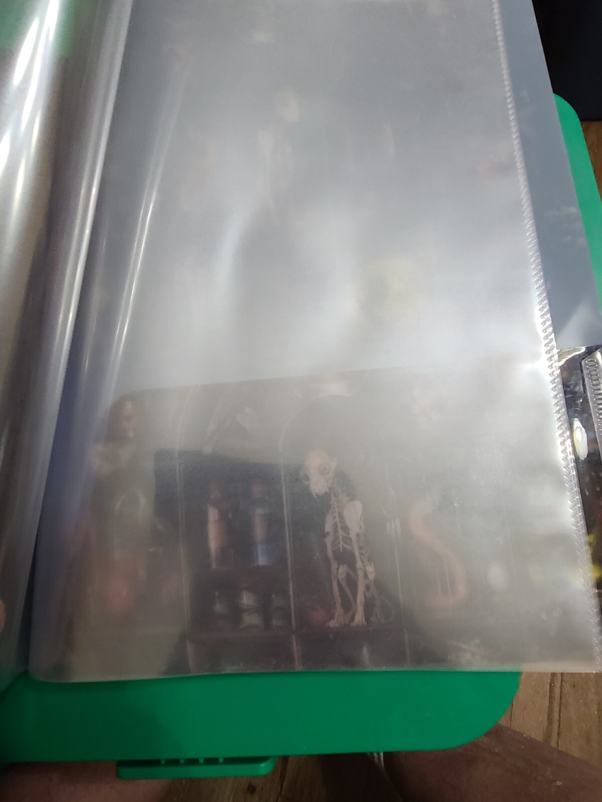 Dungeons Dragons Dragon of Icespire Peak Adventure + D&D Ultra Pro Folio Folder