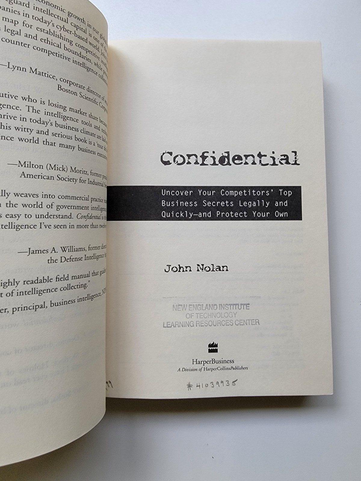 Confidential : How to Uncover Your Competitor’s Top Business Secrets Legally 1st