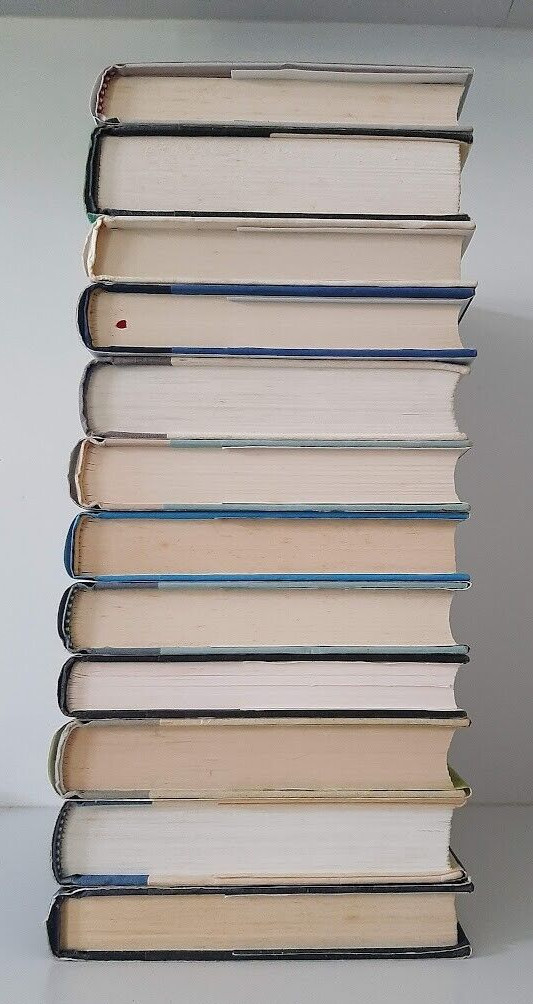 Danielle Steel HC Books Bigger Size 8.5 – 9.5 in Romantic novels Non Smoking