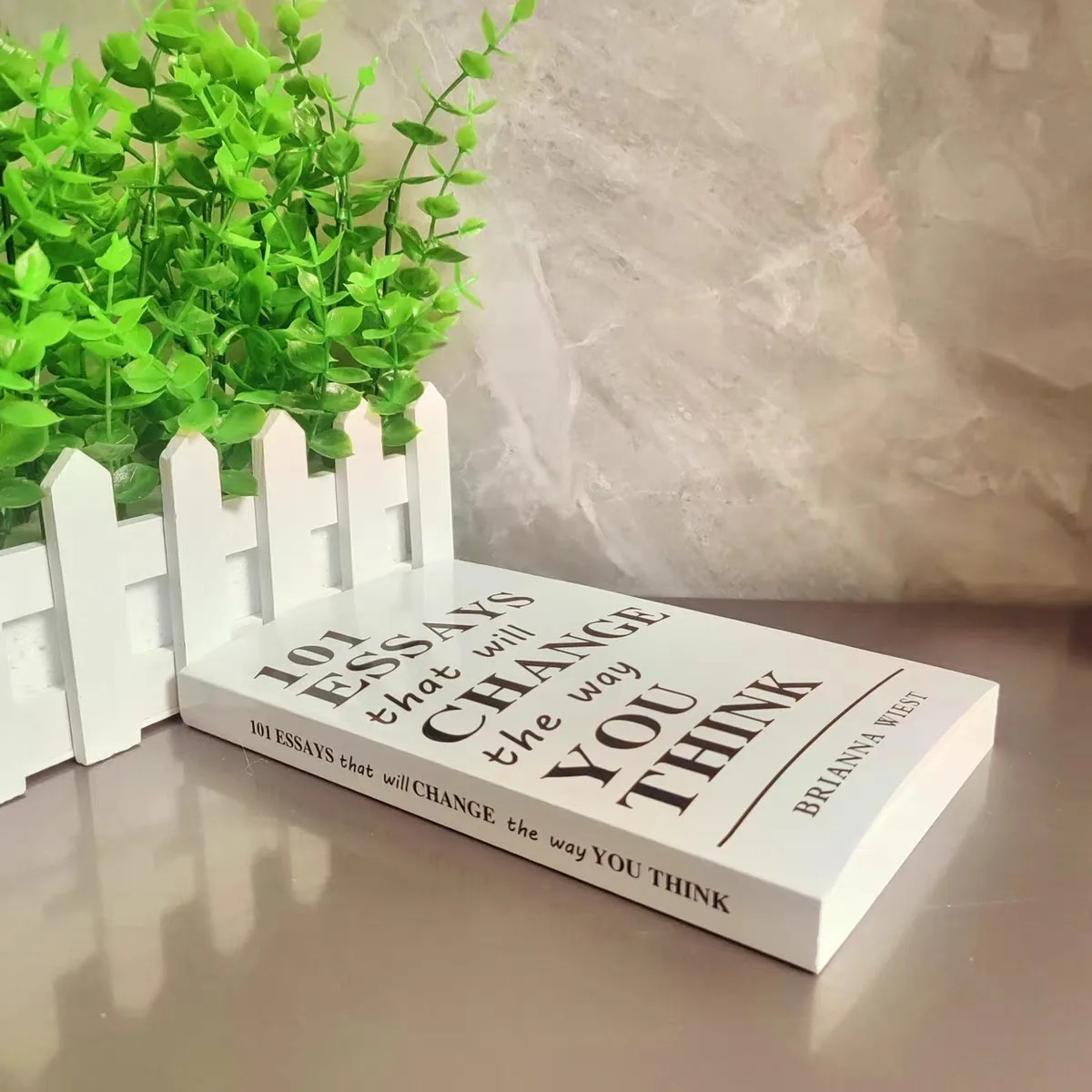 101 Essays That Will Change the Way You Think by Brianna Wiest Free Ship ⭐⭐⭐⭐⭐