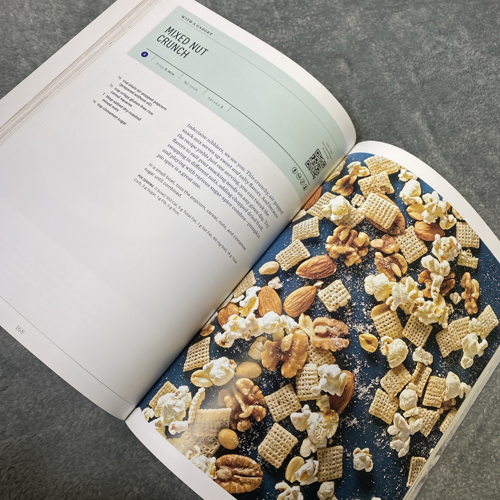Best Of WW (Weight Watchers) Volume 2 Cookbook 2022 256 Pages
