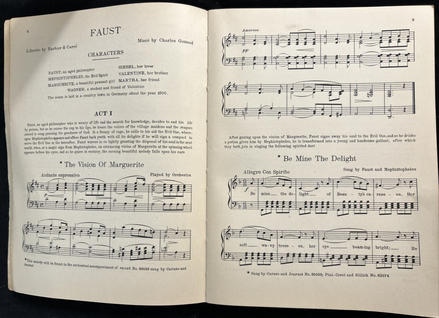 Grand Opera with A Victrola Book (256 pages)