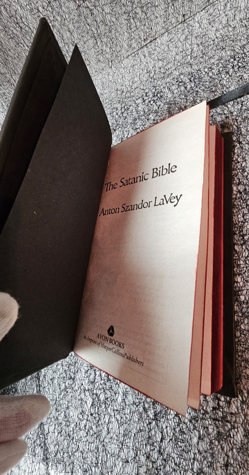 The Satanic Bible/Book of Rituals Set Anton Szandor Lavey Red Leather BOUND