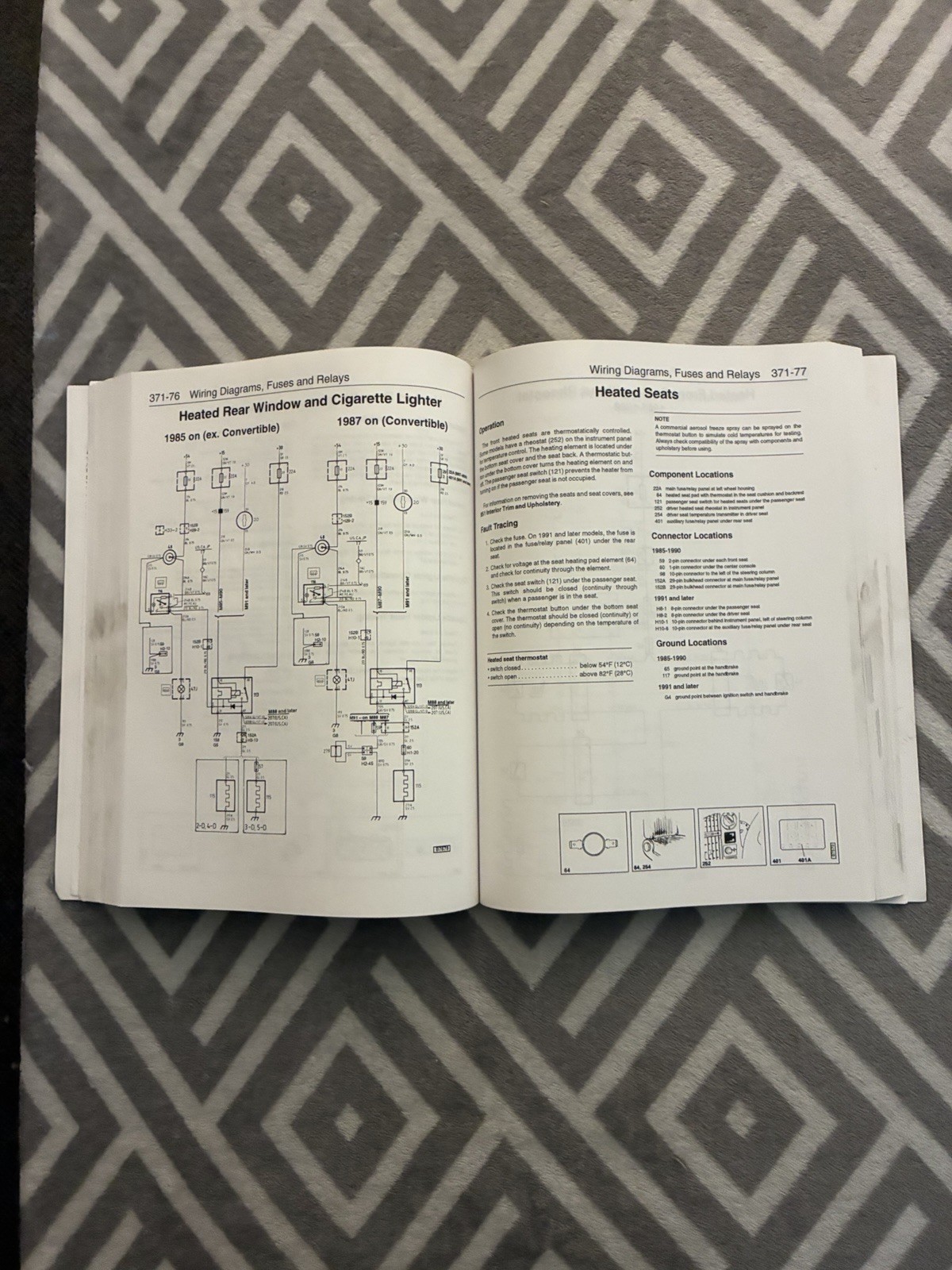 Saab 900 16 Valve Official Service Manual 1985-1993 Robert Bentley