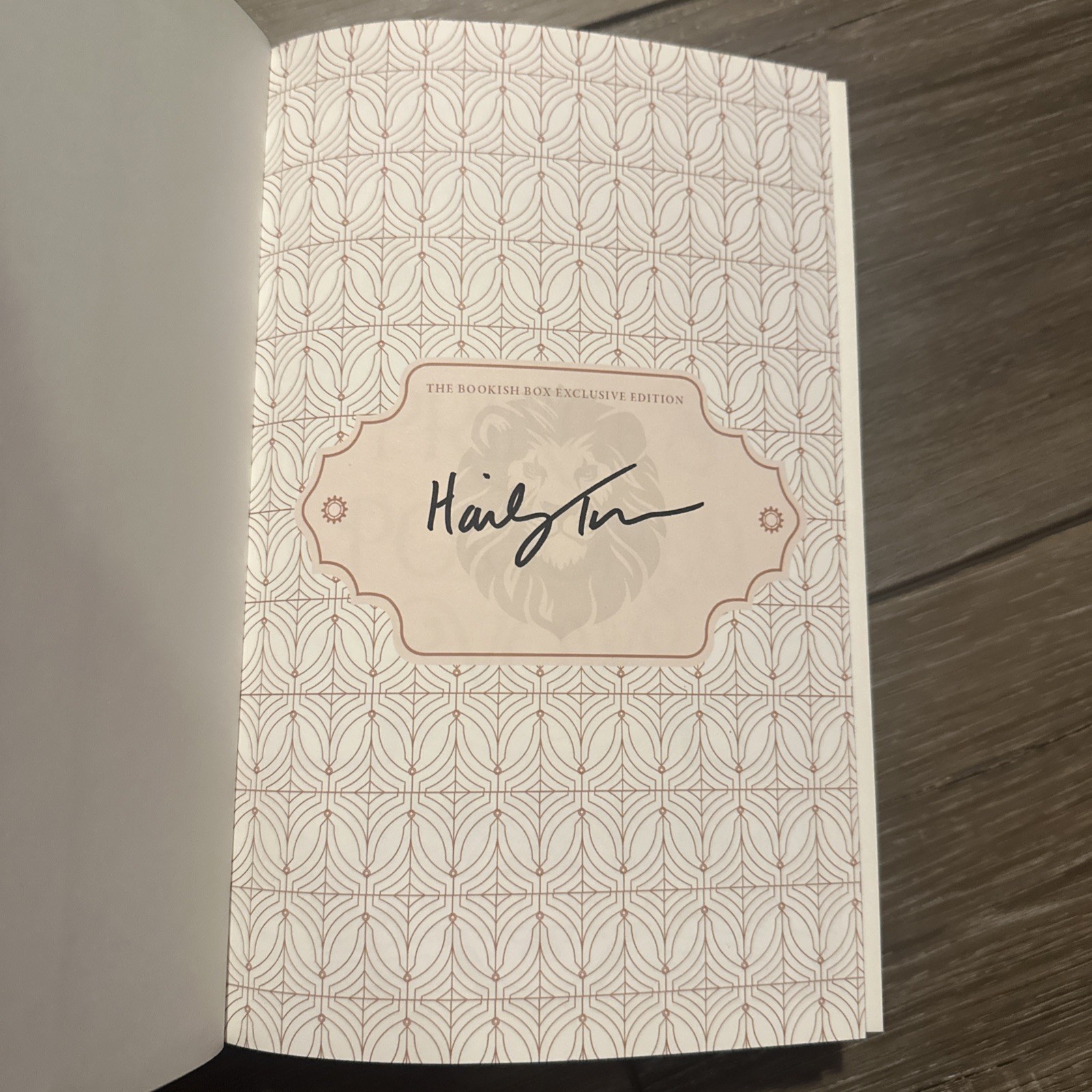 The Prince’s Poisoned Vow~~ Hailey Turner (Bookish Box Exclusive Signed Edition)
