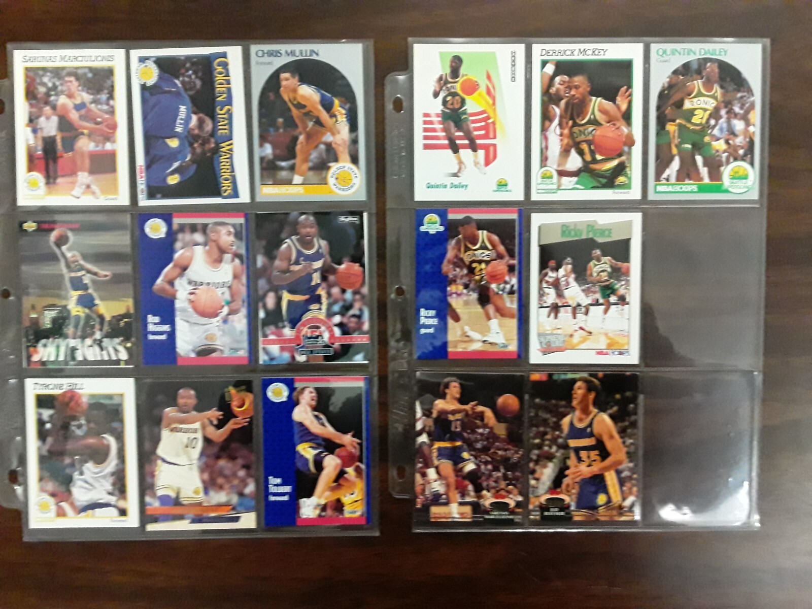 Basketball Trading Cards 31 Ultra Pro sheets full 300 random cards G+ 240403