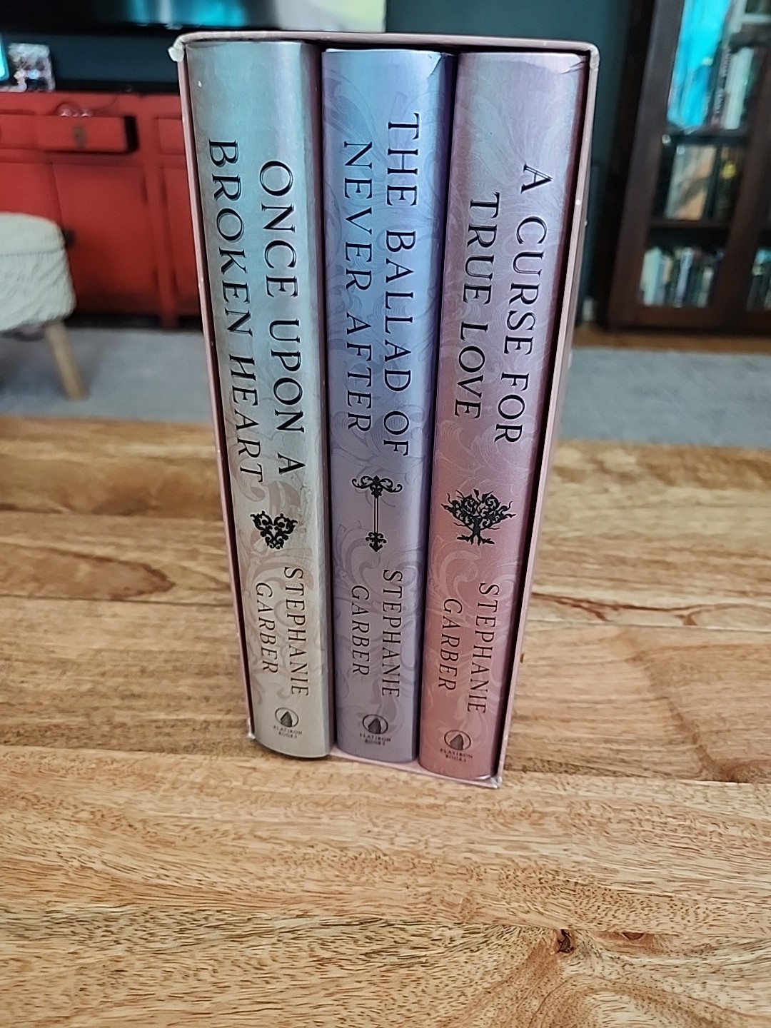 Once Upon a Broken Heart Hardcover Set (B&N Exclusive Edition) Stephanie Garber