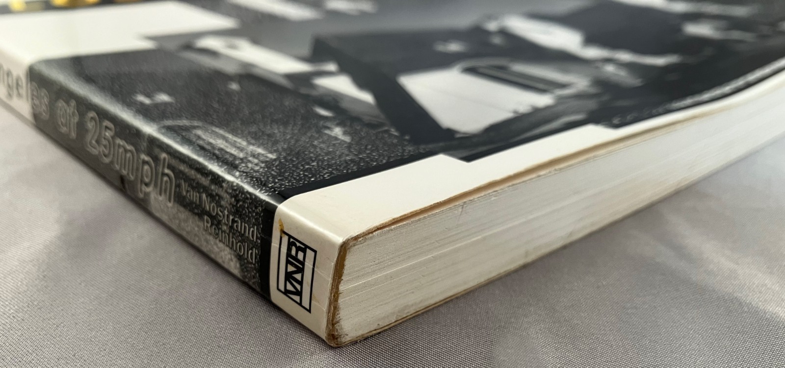 Photo book: LA at 25mph by Steve Diskin and Joseph Giovannini