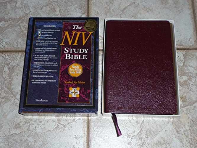 The NIV Study Bible: New – Leather Bound, by Anonymous; Kenneth L. – Very Good
