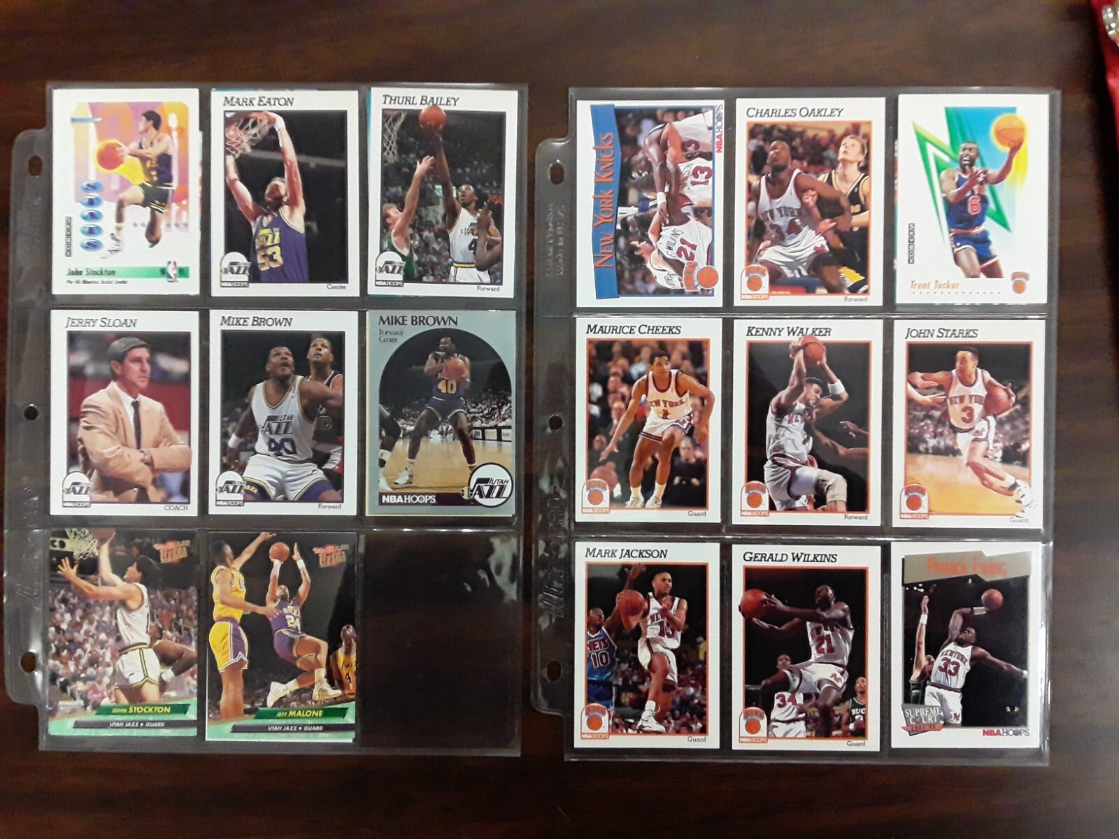 Basketball Trading Cards 31 Ultra Pro sheets full 300 random cards G+ 240403