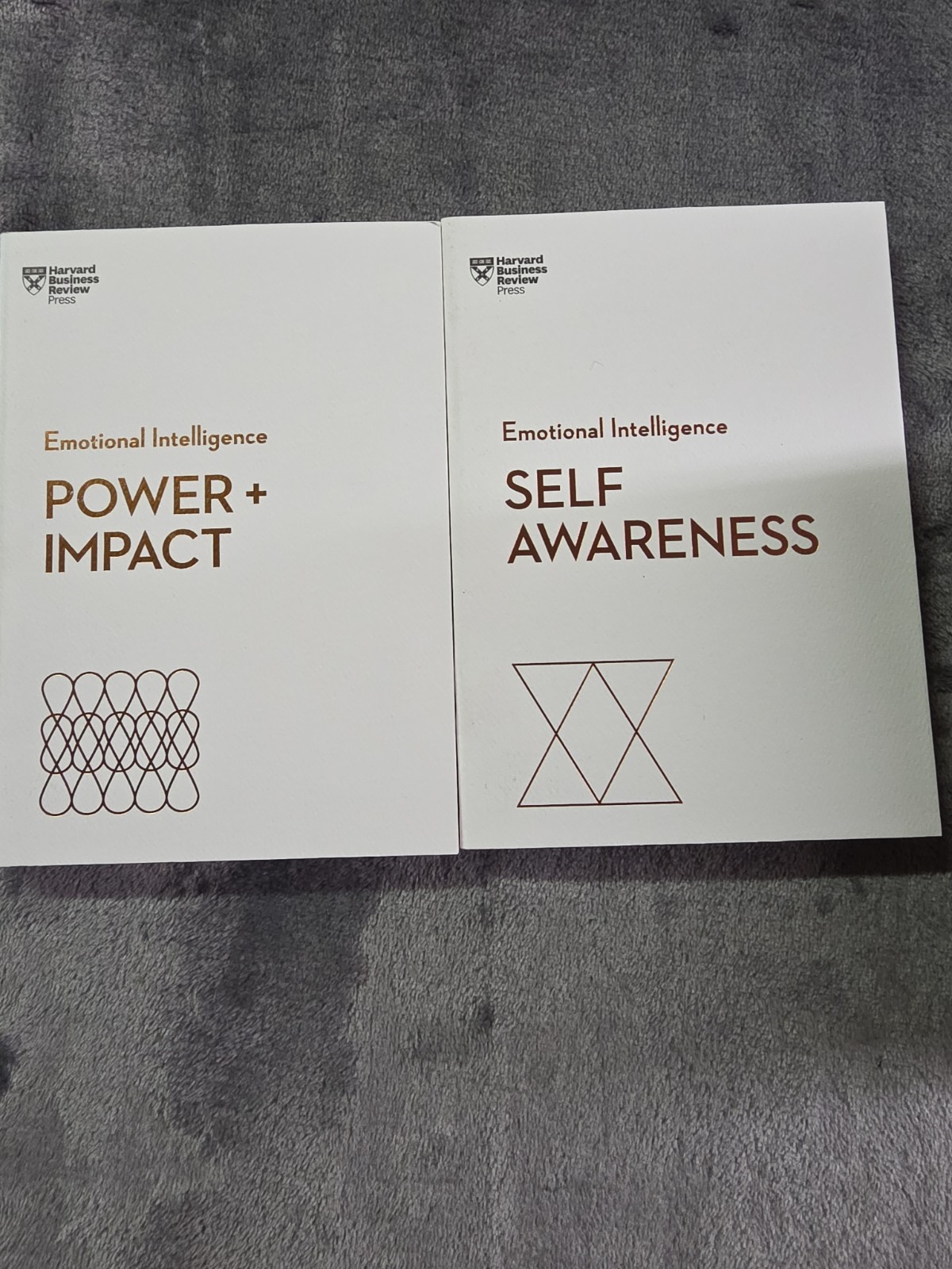 HBR Emotional Intelligence Ultimate Boxed Set (14 Books) (HBR Emotional Inte…