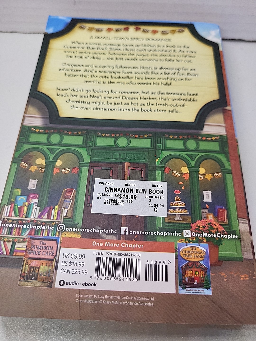 The Cinnamon Bun Bookstore by Laurie Gilmore Paperback