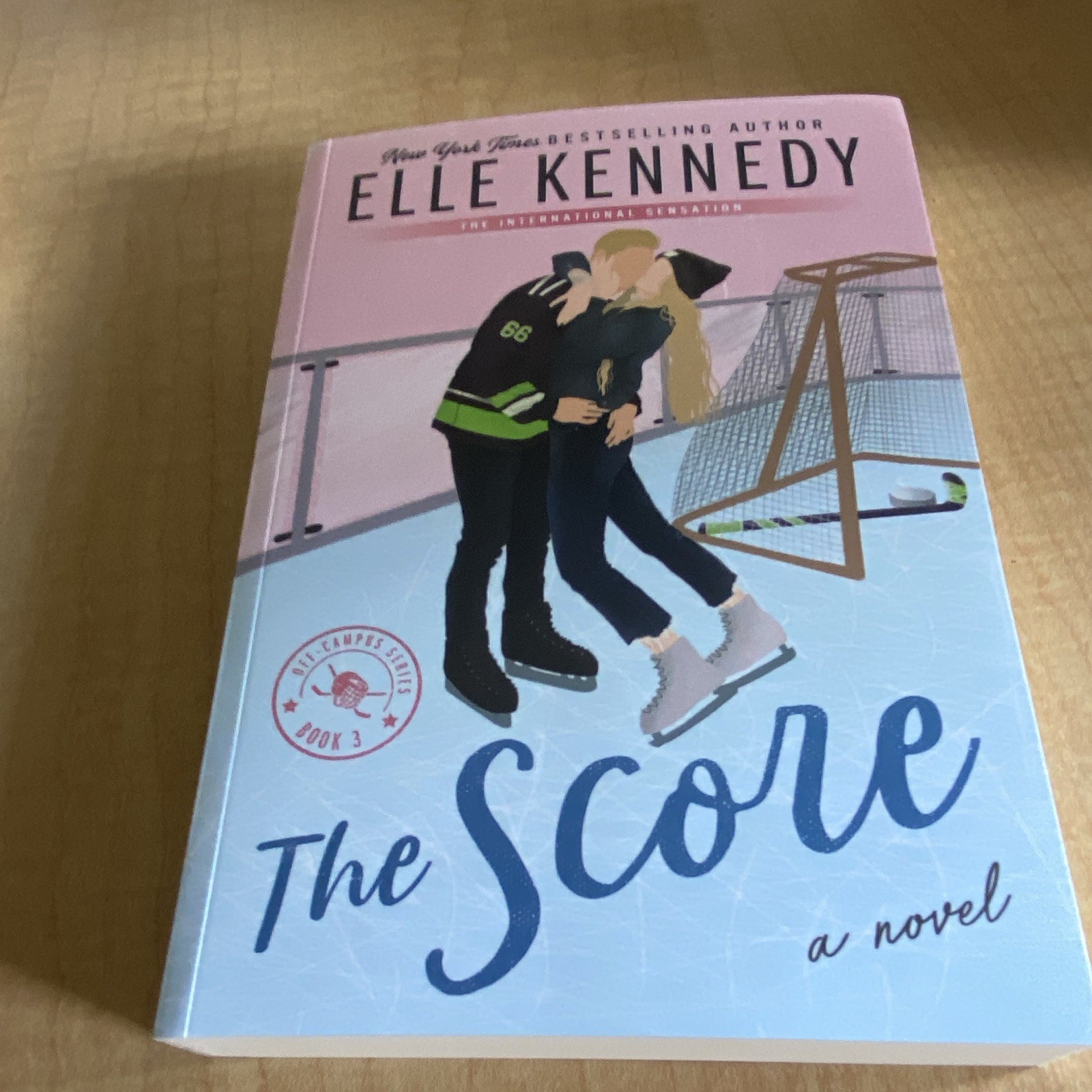 The Score (Off-Campus Series) by Elle Kennedy, YA Fiction Novel, Paperback