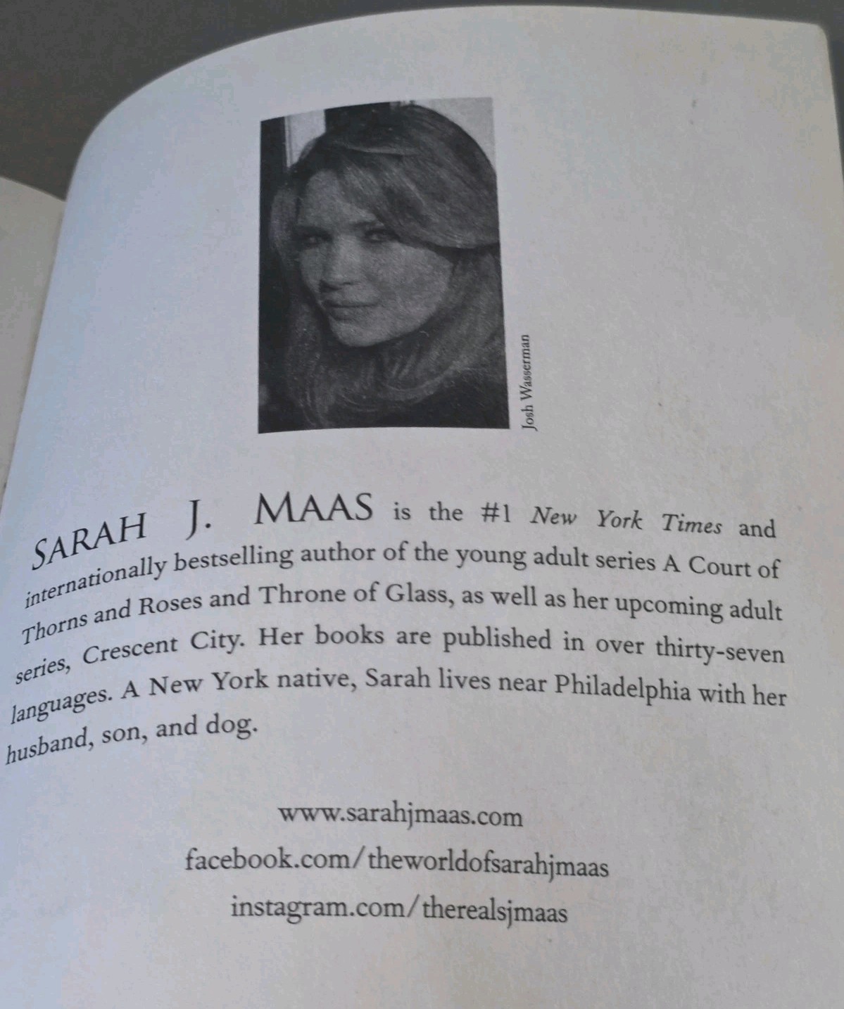 Court of Thorns & Roses by Sarah J. Maas (2016, Original OOP Cover, Paperback)