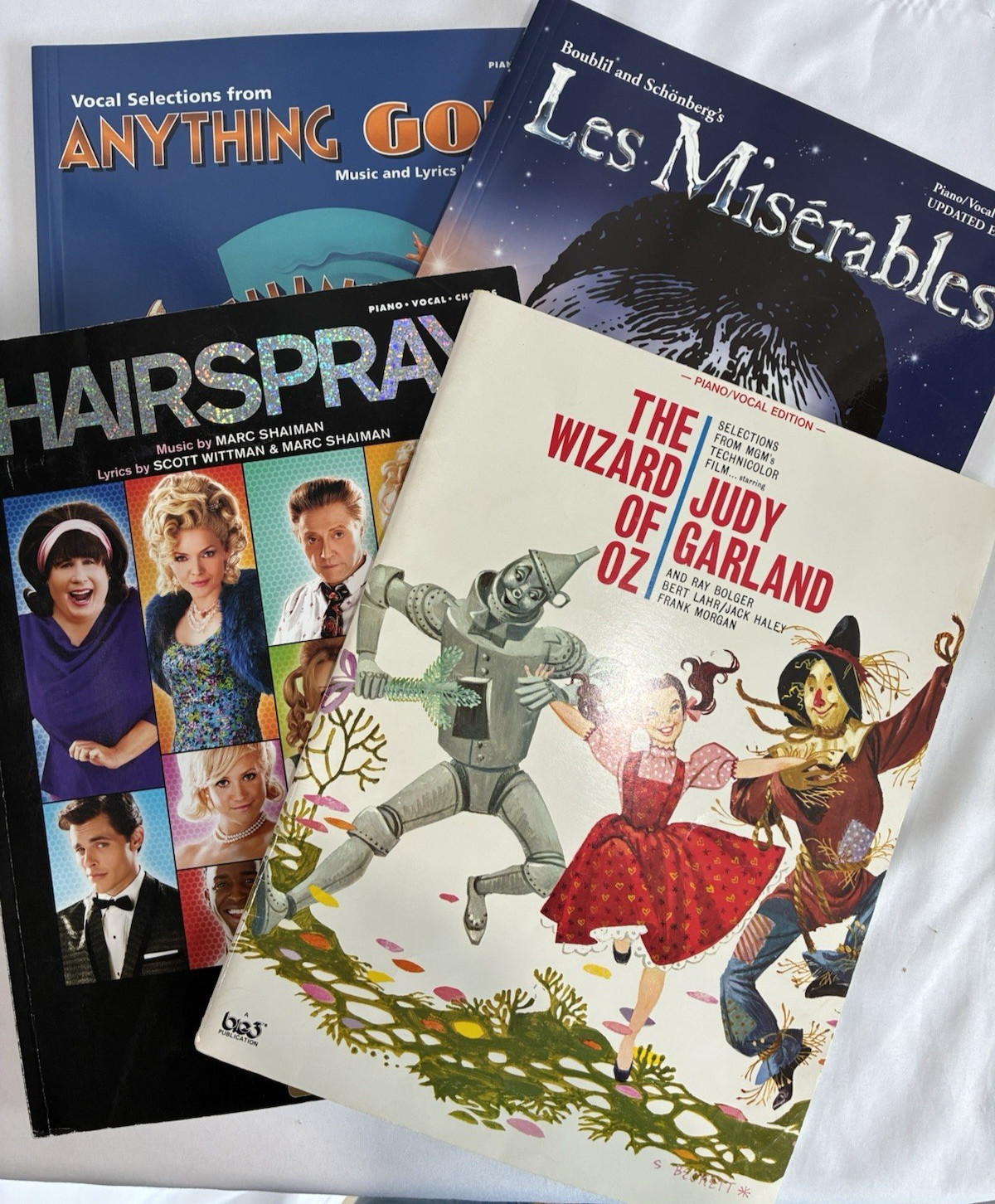 Set of 4 Songbooks Classic Musicals Anything Goes Wizard Oz Hairspray Les Mis