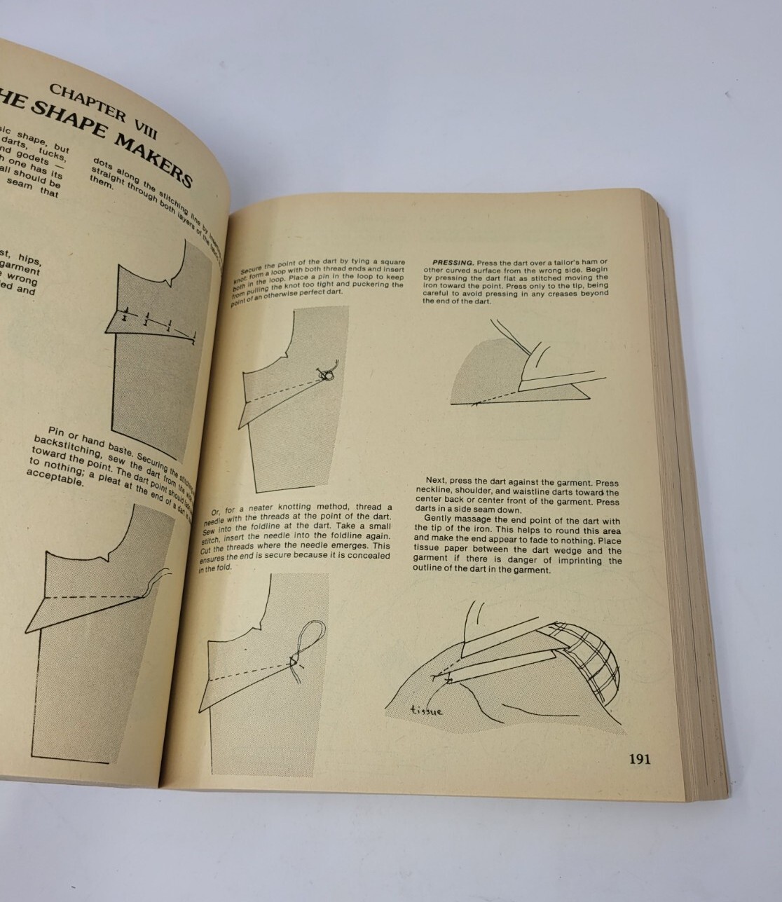 Sew It: This Book Makes It Simple 1980 Paperback Illustrated 512 pages Rare HTF