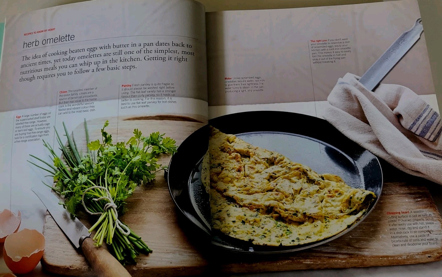 The AWW Cooking School Australian Women’s Weekly Learn To Cook 688 Pages 2012