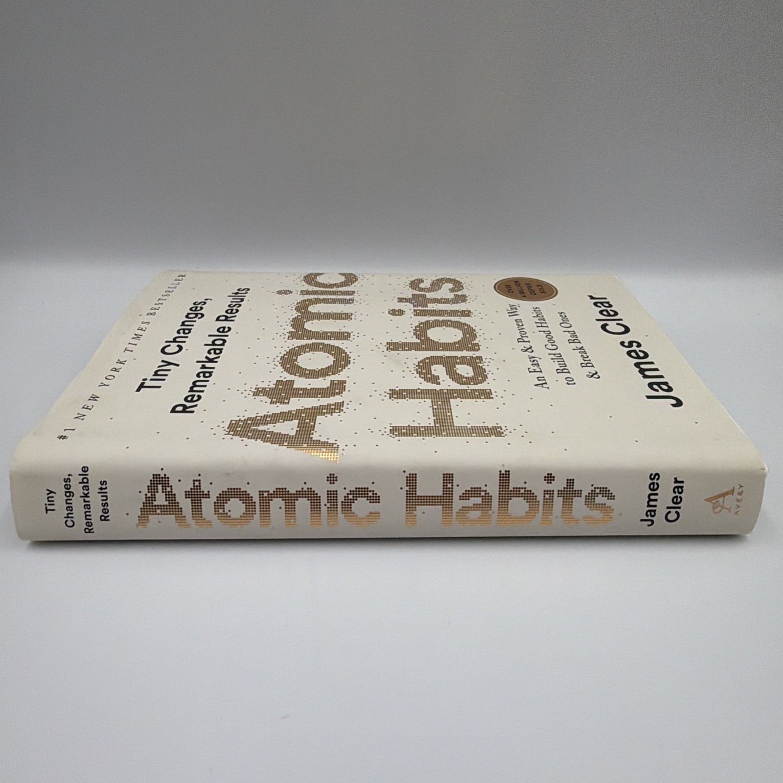 Atomic Habits by James Clear Build Good Habits Hardcover