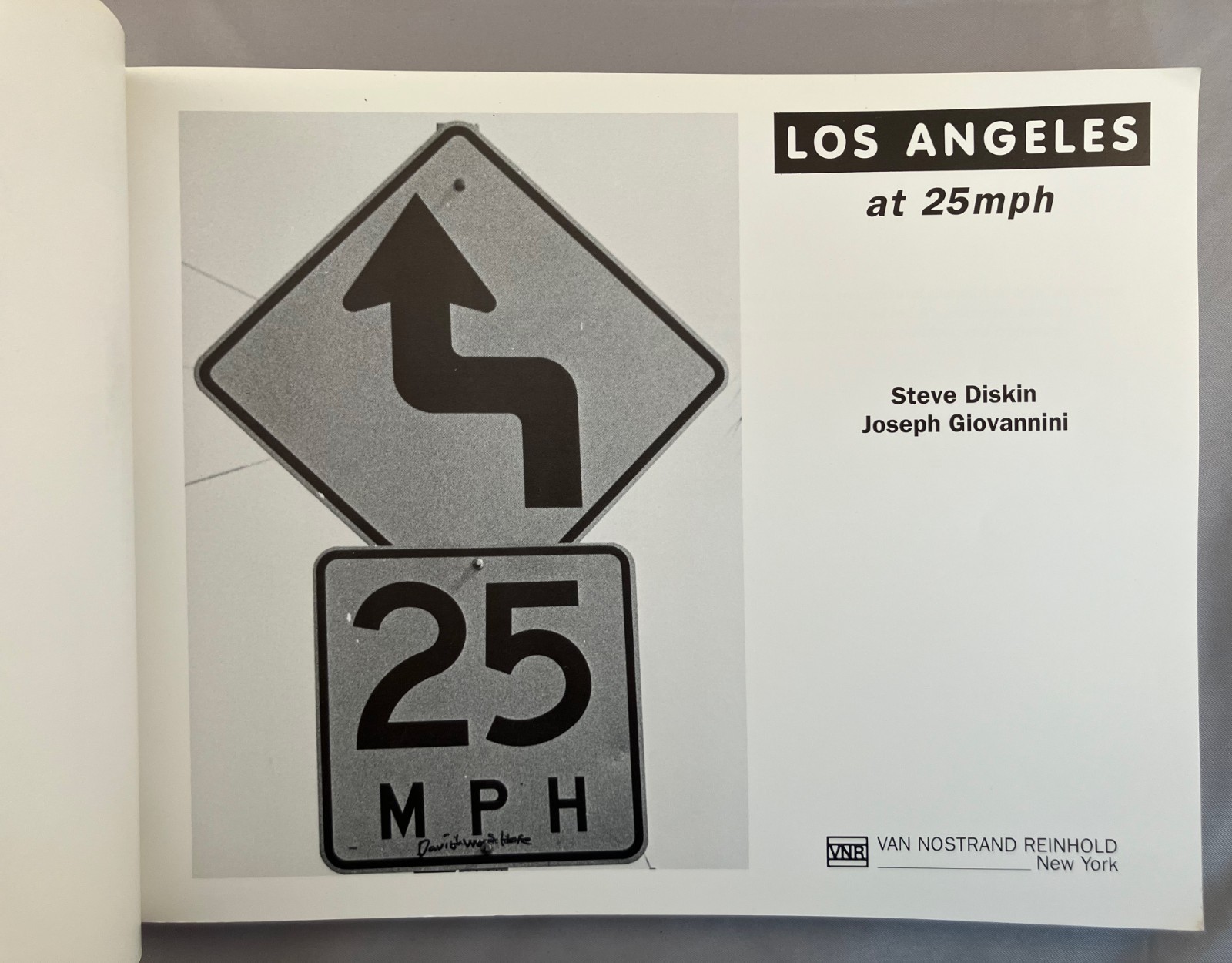 Photo book: LA at 25mph by Steve Diskin and Joseph Giovannini