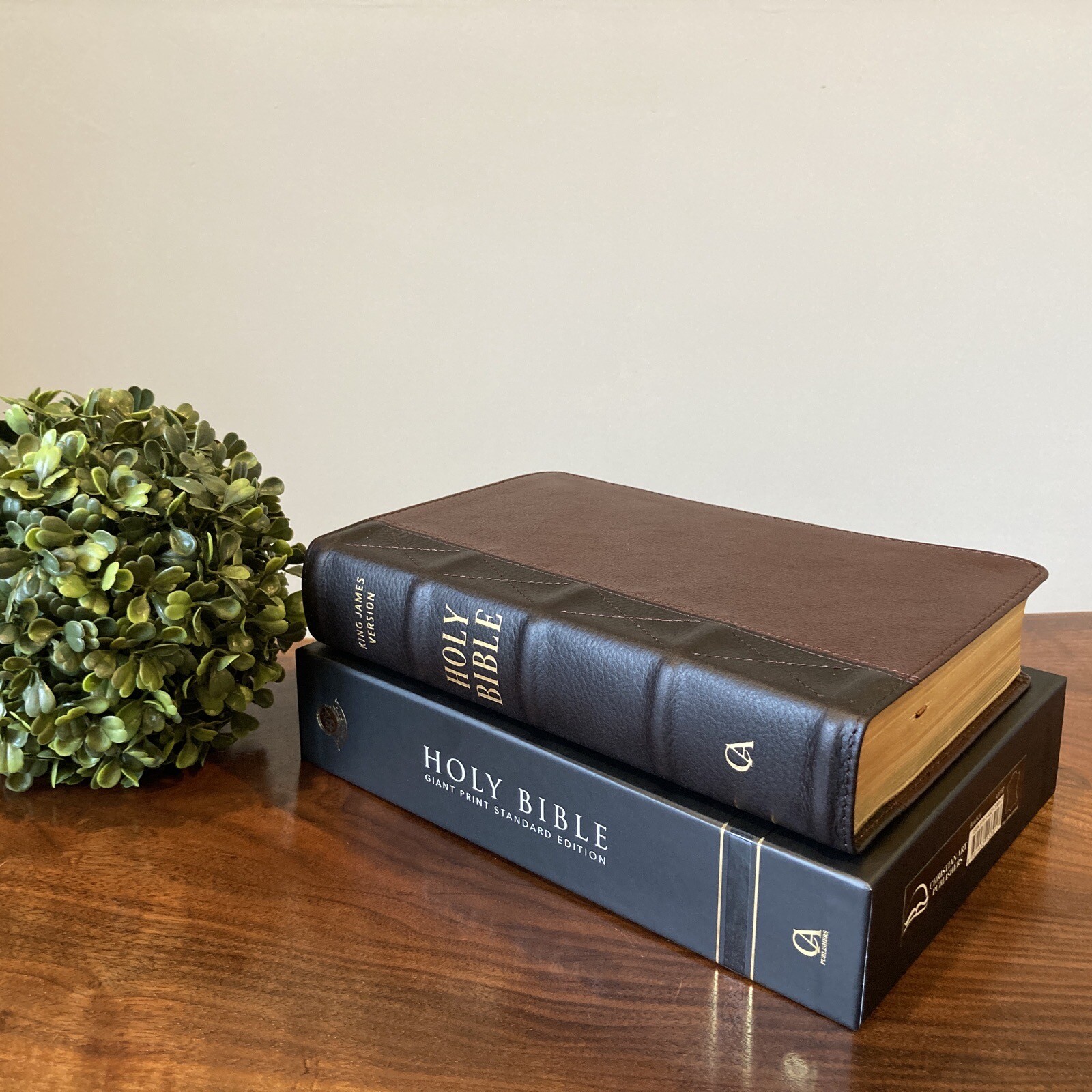 Buffalo-hide Genuine Leather ~ KJV Giant/Large Print Bible Thumb-Index