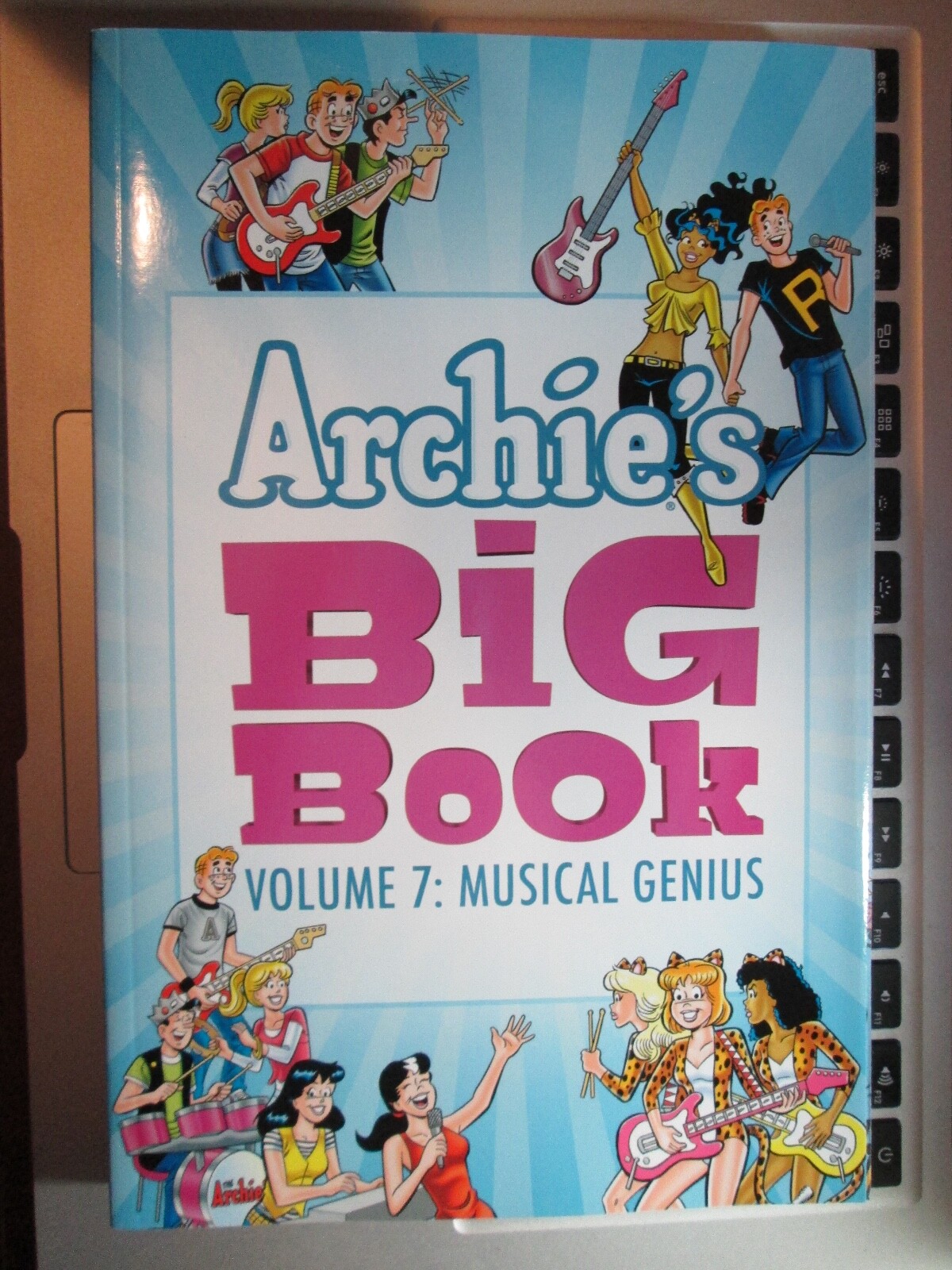 Archies Big Book Volume #7 – Musical Genius – TPB 304 Pages – NM