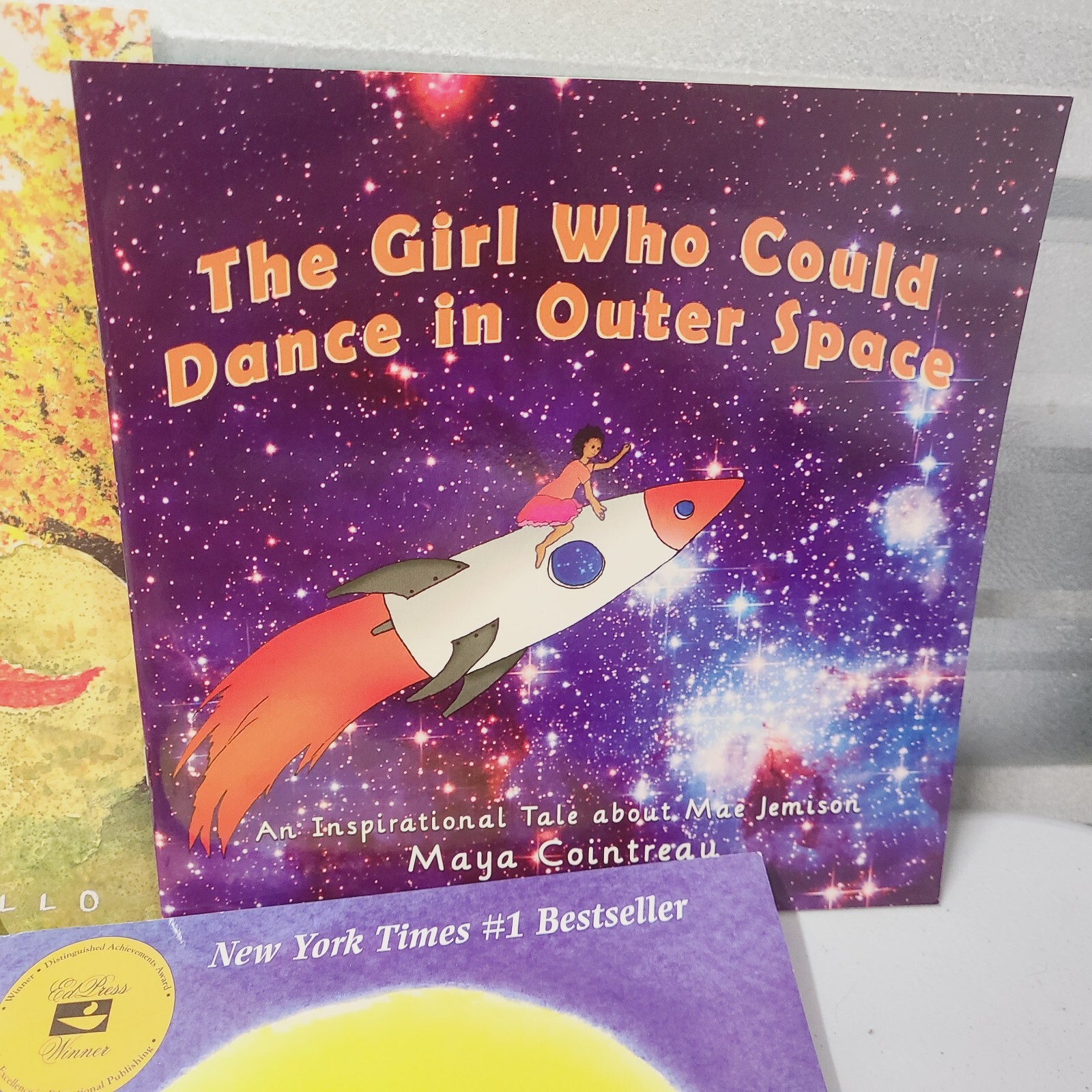 Lot of 12 – Picture Books (10 Accelerated Reader) – Grades 1, 2, 3 – HMH – ELA