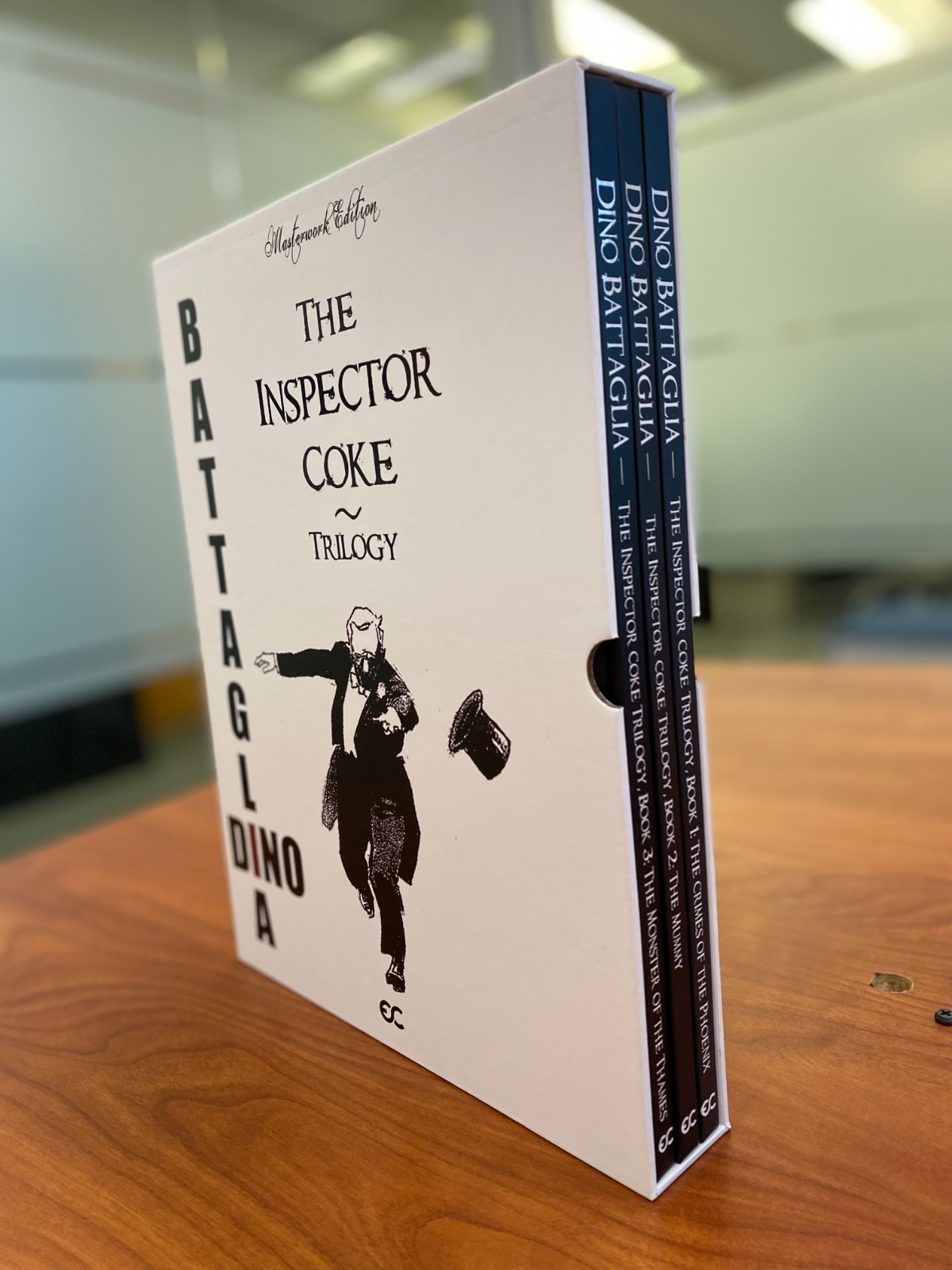 The Inspector Coke Trilogy: (2025), Dino Battaglia