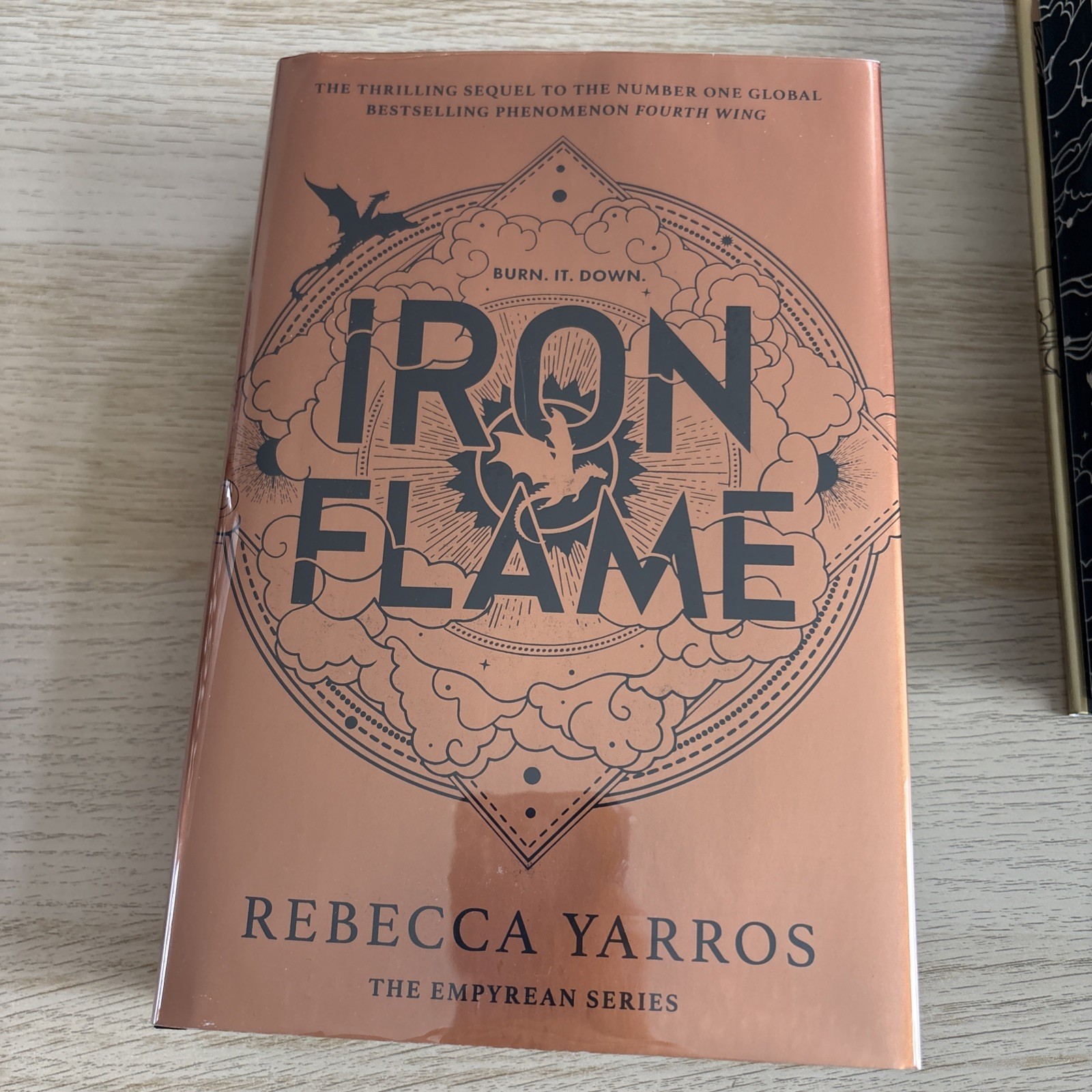 Waterstones Fourth Wing Iron Flame & Onyx Storm Rebecca Yarros