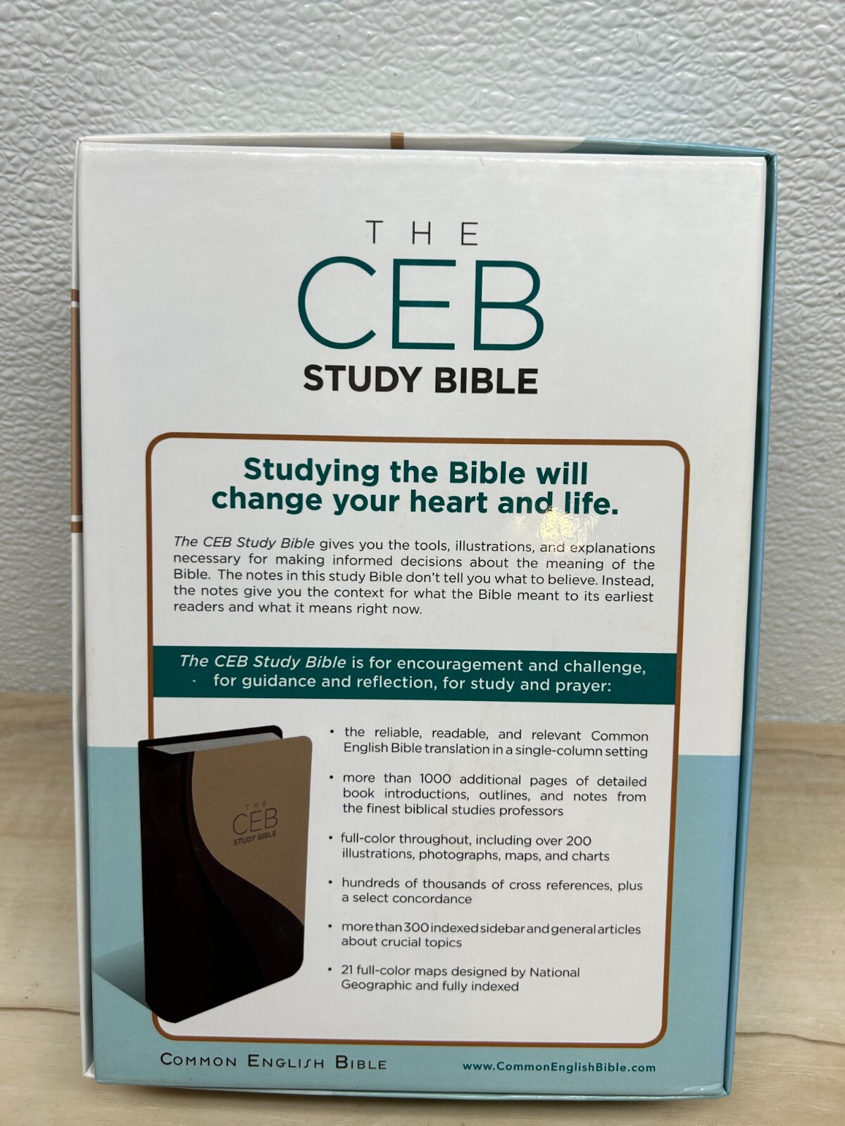 2013 The Common English Study Bible Hard Cover Luxury Edition With 21 Color Maps
