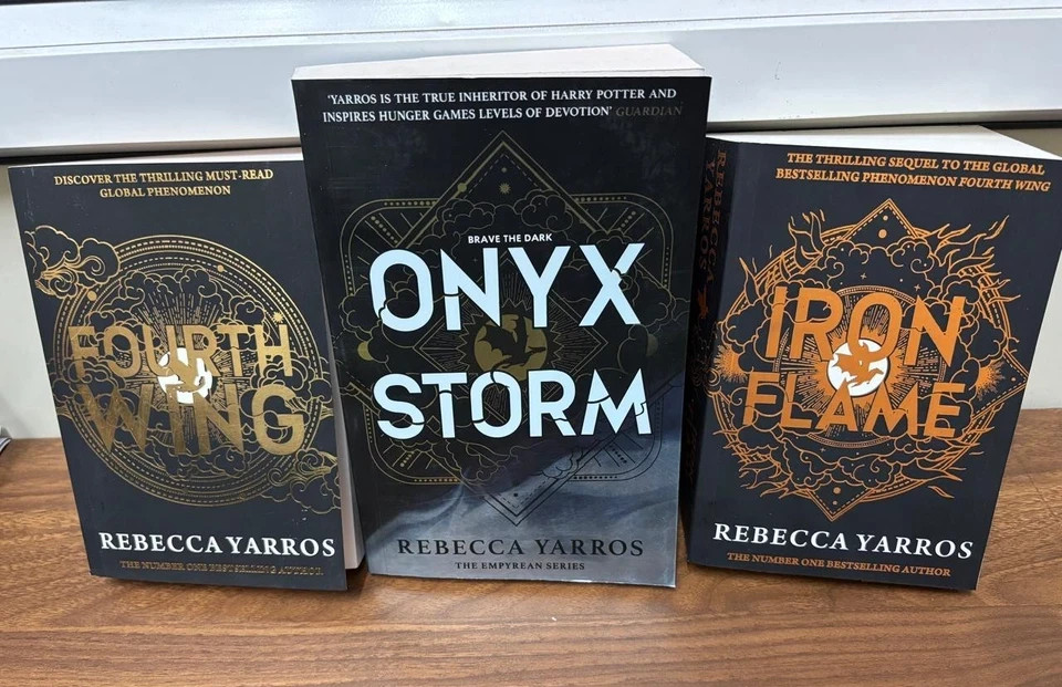 Onyx Storm + Iron Flame + Fourth wing by Rebecca Yarros 3 books set Paperback
