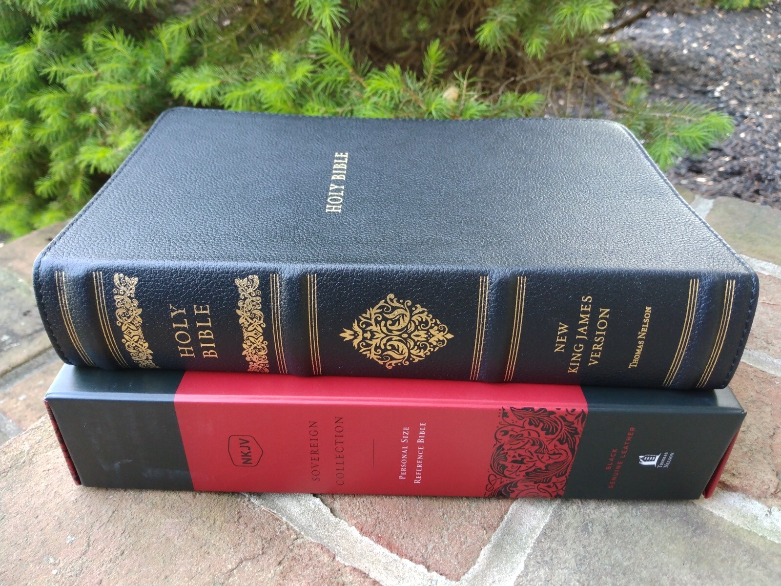 NKJV Personal Size Reference Bible Sovereign Collection-Black Genuine Leather