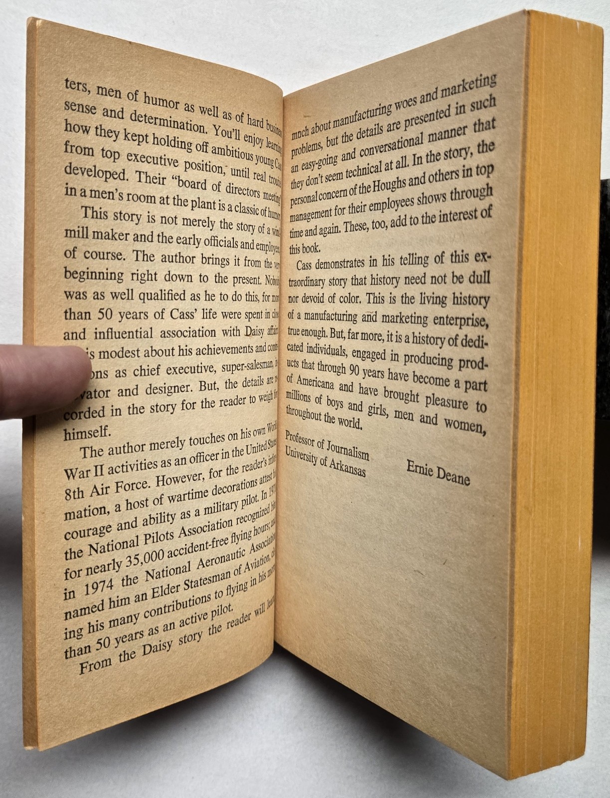 It’s A Daisy By Cass S Hough SIGNED 1976 1st Printing