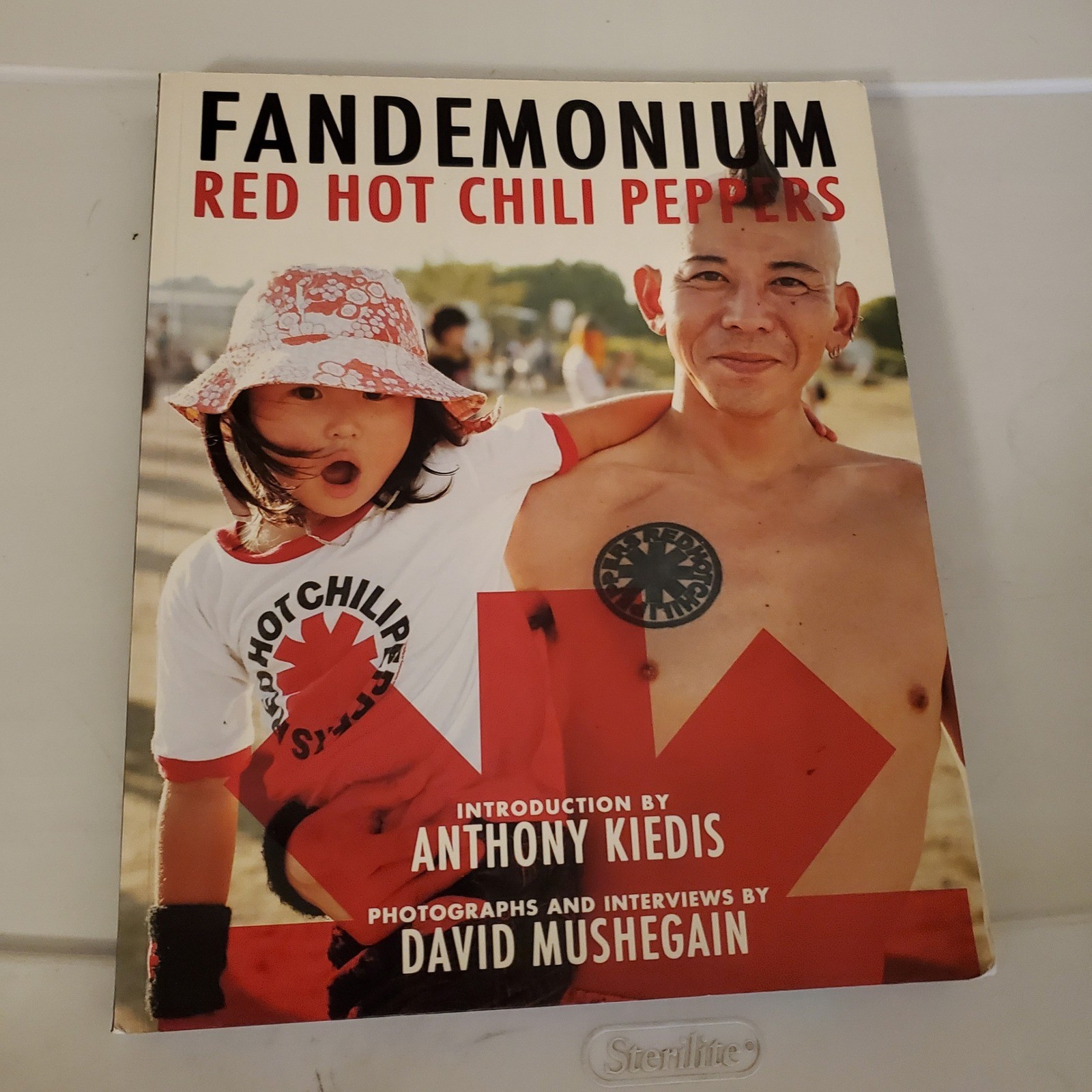 Fandemonium Red Hot Chili Peppers Book Anthony Kiedis David Mushegain