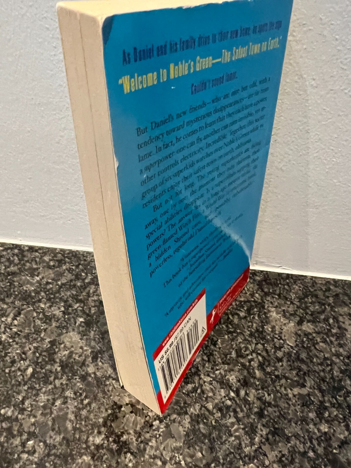 Powerless by Matthew Cody (2011, Digest Paperback)