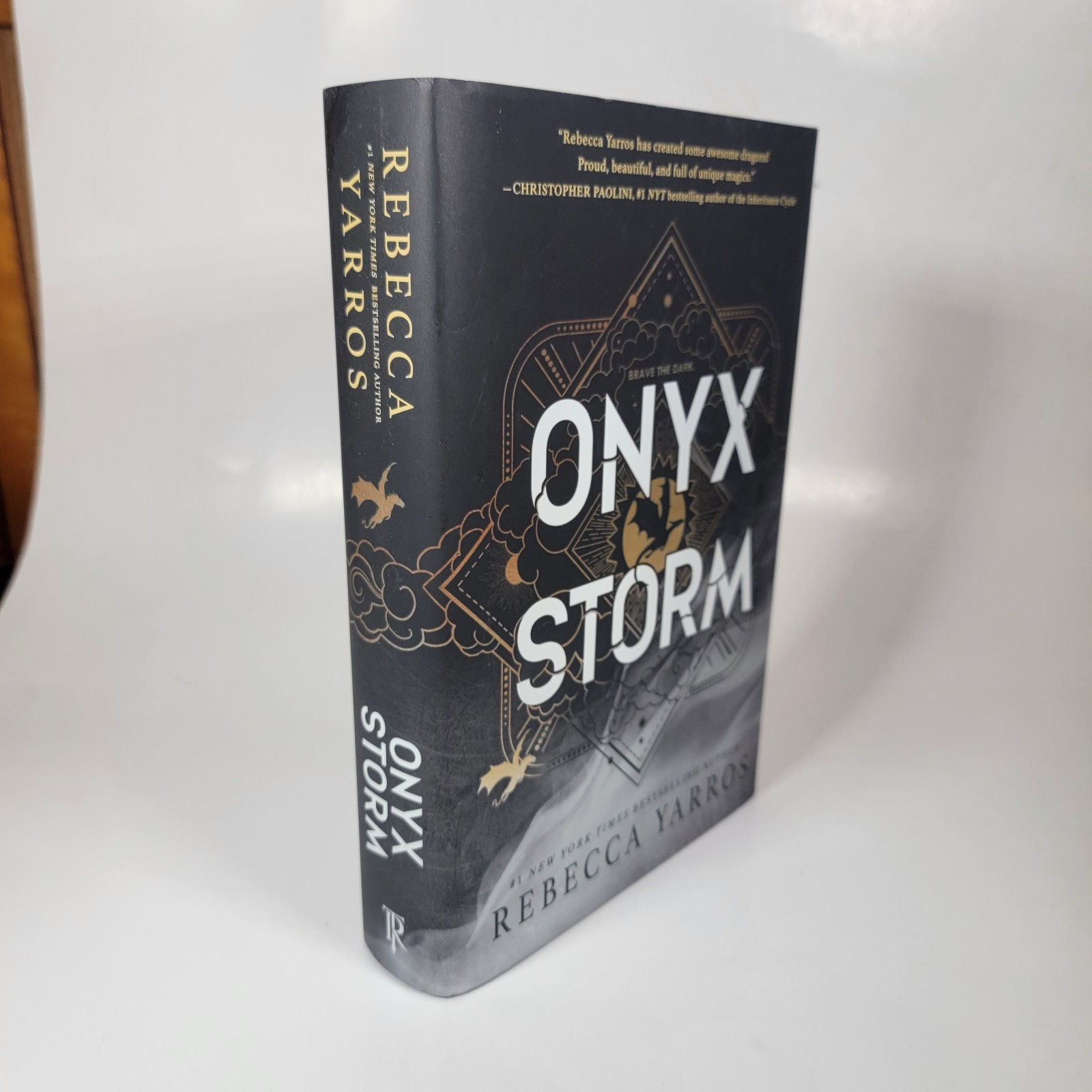 Onyx Storm (Wing and Claw Collection) by Rebecca Yarros (Hardcover) SEE DESC