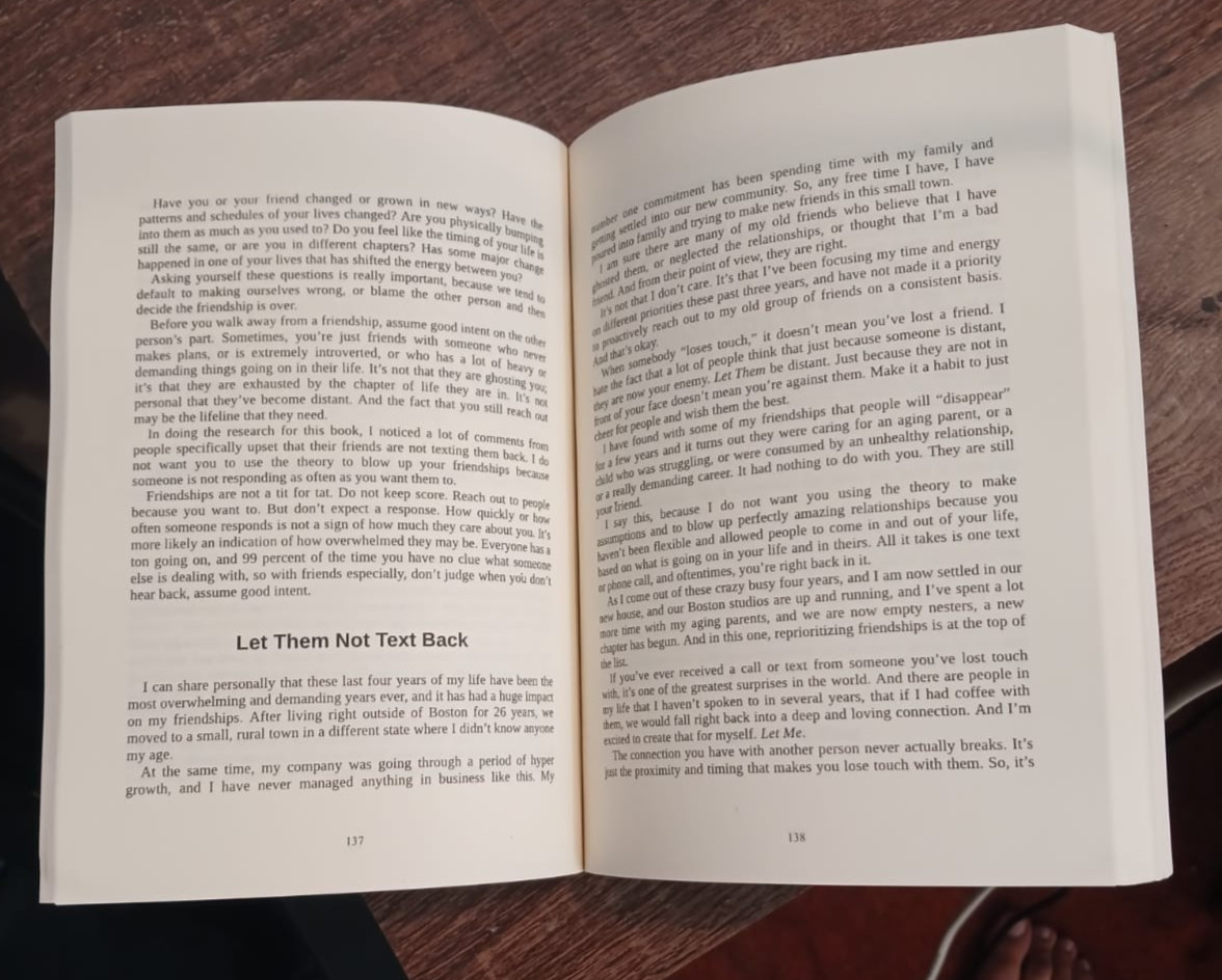The Let Them Theorys: A Life-Changing Tool That Millions of People,Paperback
