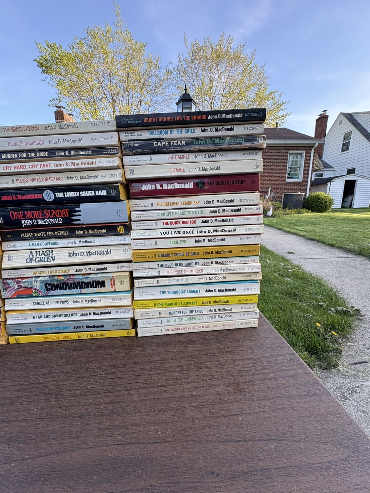 Lot of 71 Paperback Books John D. MacDonald Crime Fiction Thriller