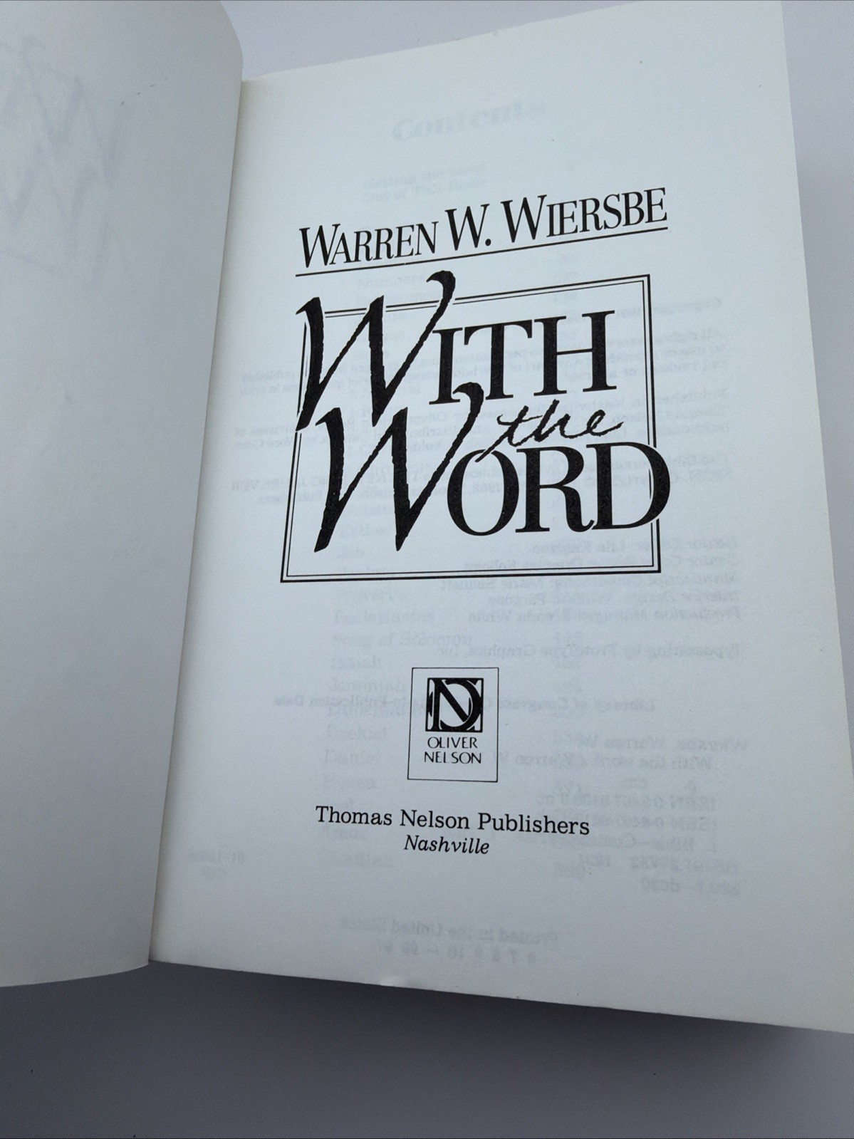 With the Word: The Chapter-by-Chapter Bible Handbook – Wiersbe, Warren W.