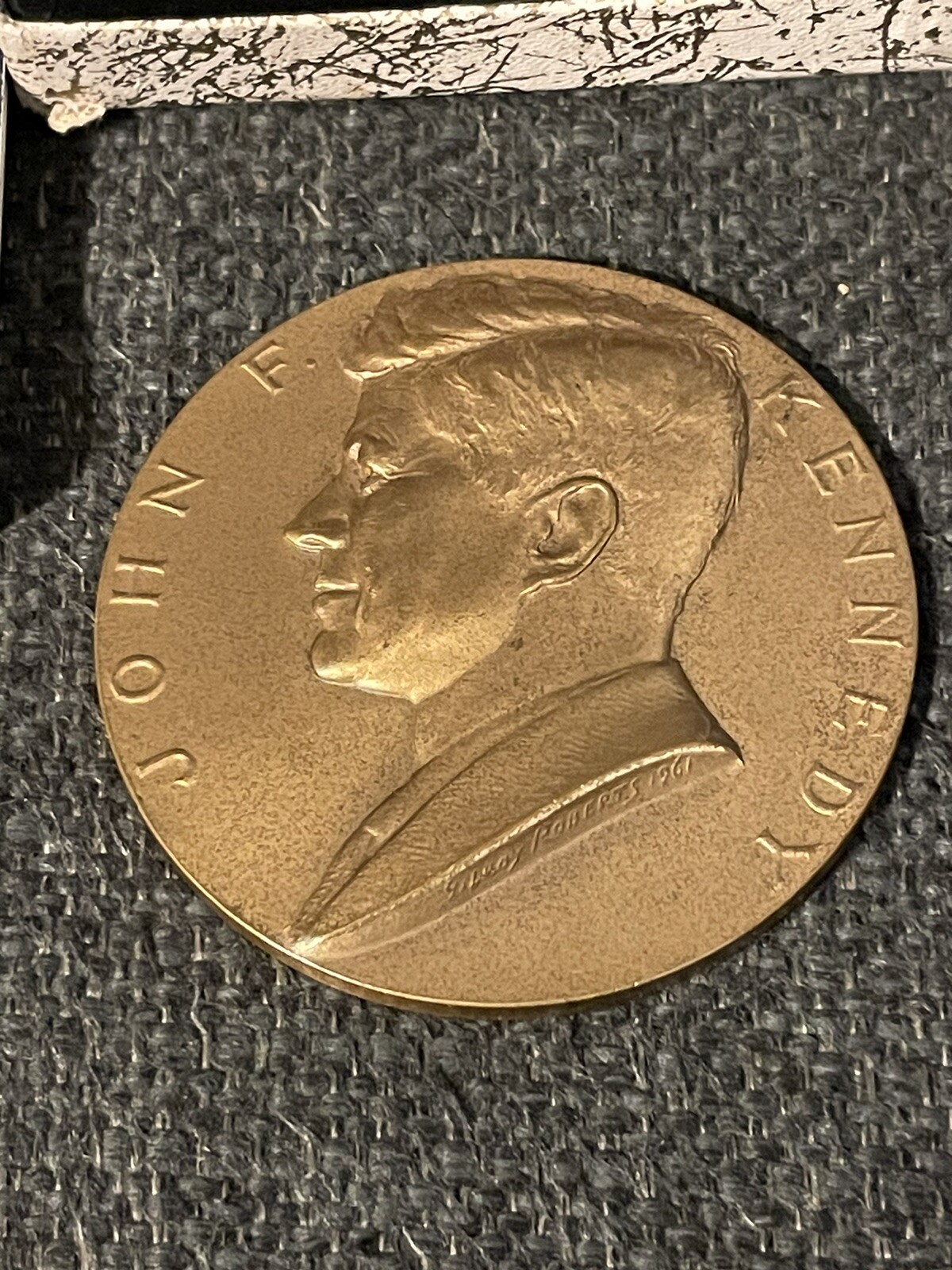 Medallic Portraits Of JFK By Edward Rochette And Huge 7oz Medal