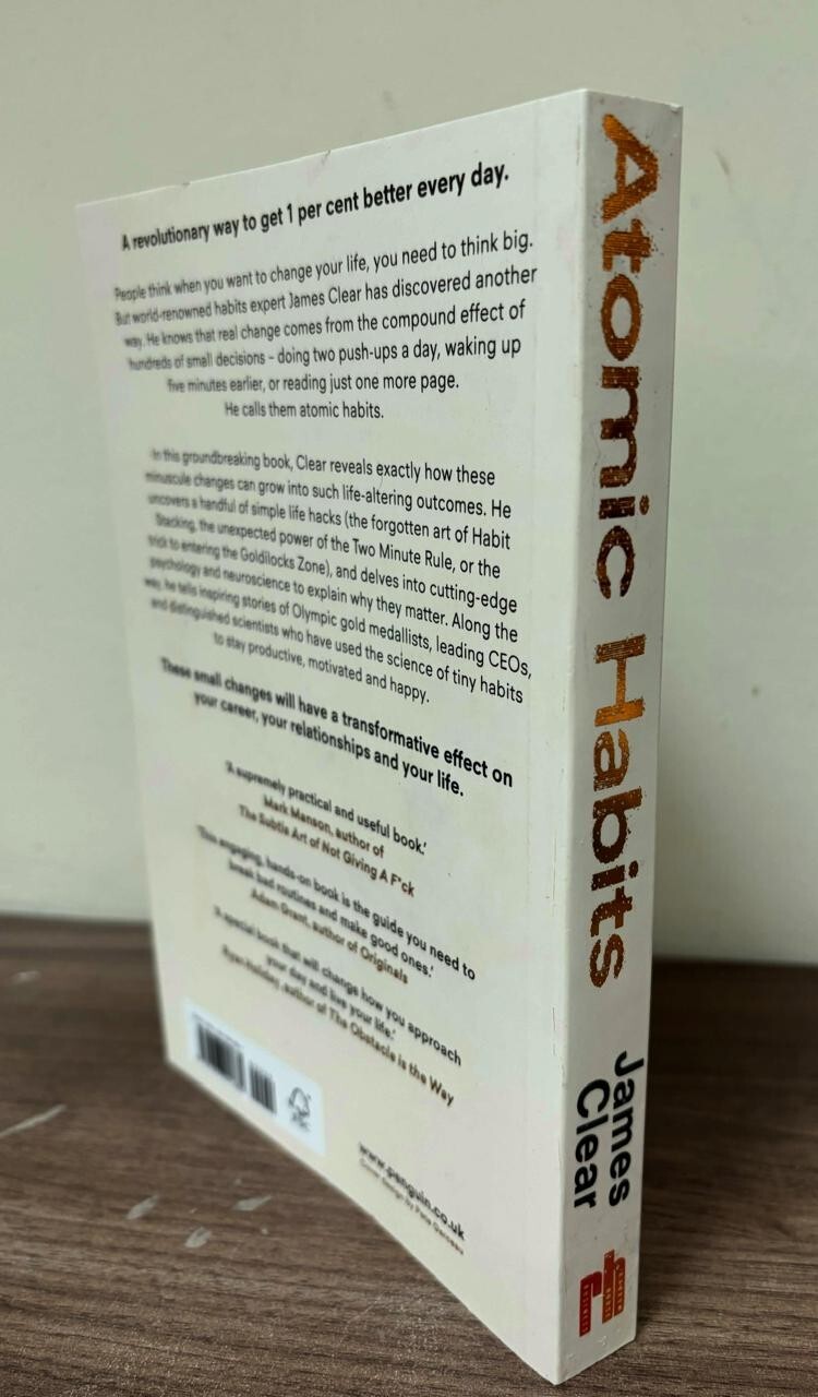 Atomic Habits by James Clear Build Good Habits Free Shipping Brand New
