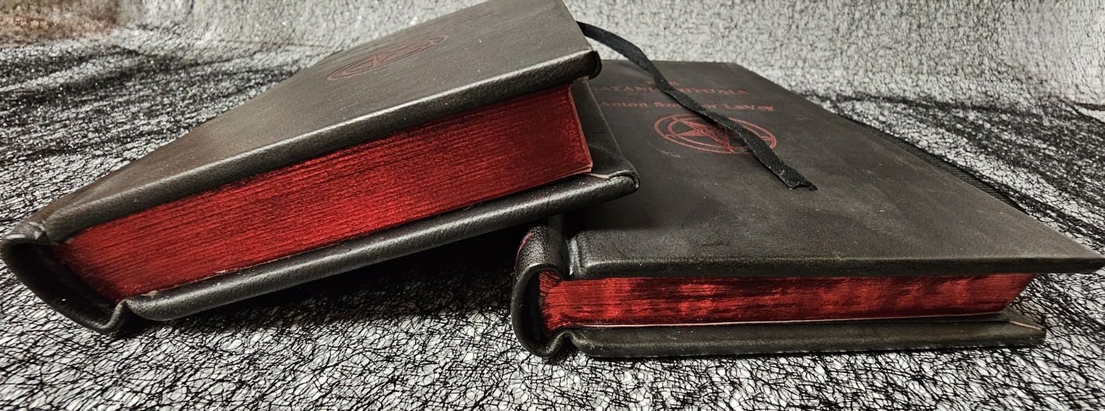 The Satanic Bible/Book of Rituals Set Anton Szandor Lavey Red Leather BOUND