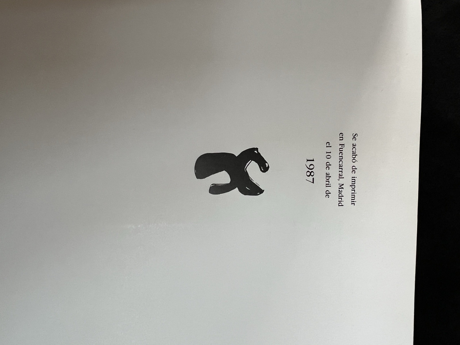 Esteban Vicente Pinturas Y Collages 1925-1985, Soft Cover Book, 184 Pages